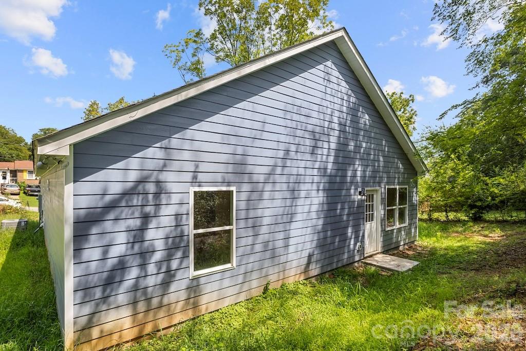 505 E Dunlap Street Property Photo 27