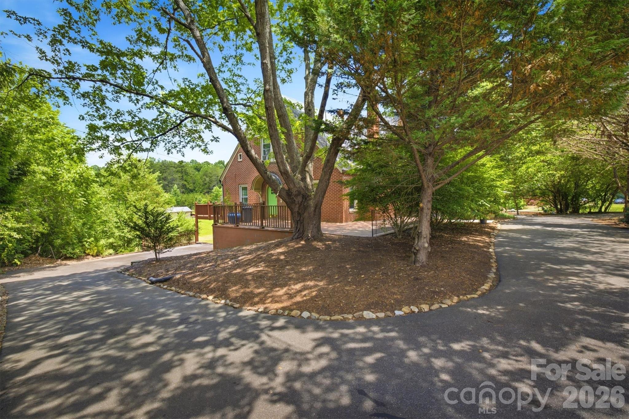 1205 E Union Street Property Photo 7