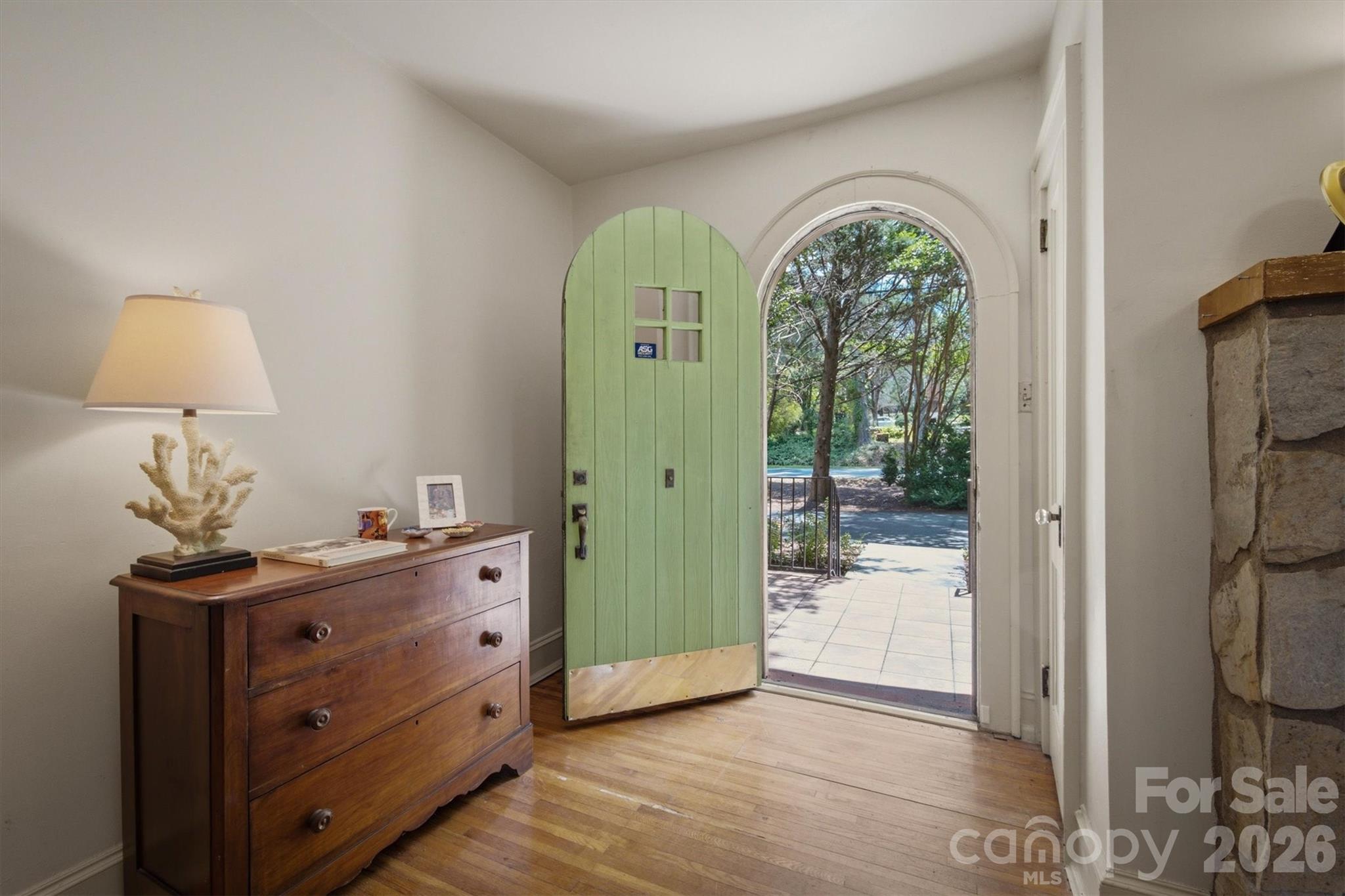 1205 E Union Street Property Photo 8