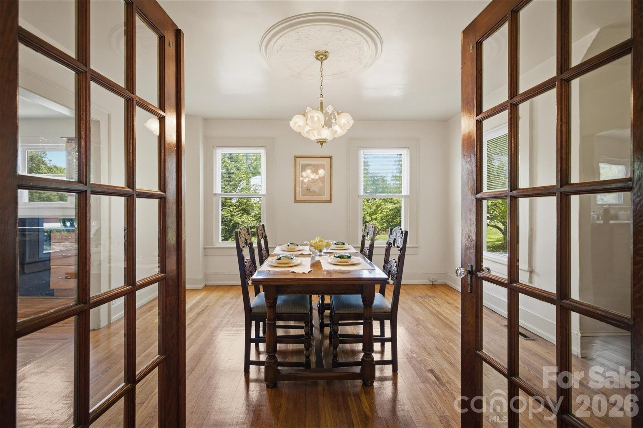 1205 E Union Street Property Photo 16