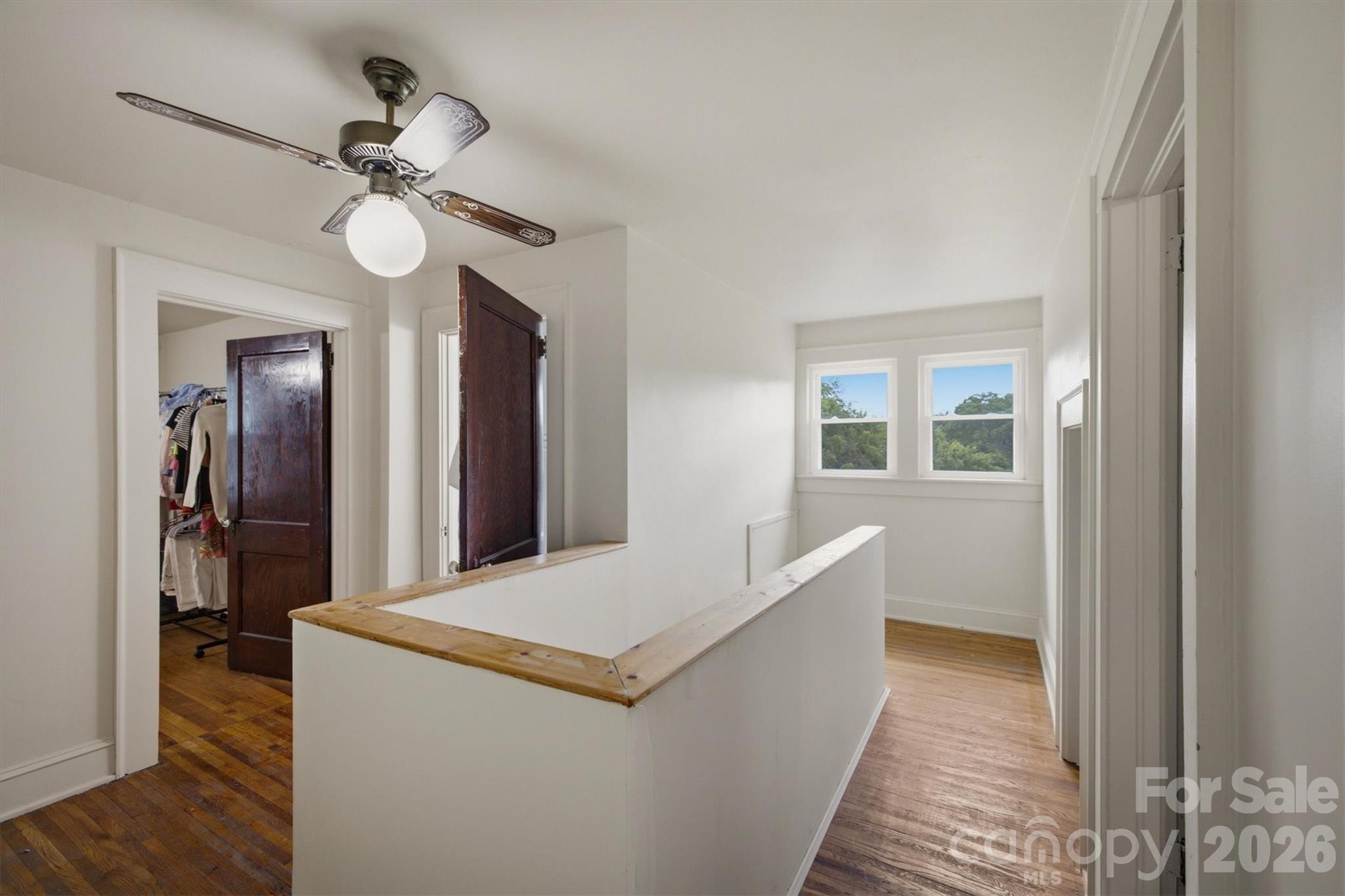 1205 E Union Street Property Photo 25