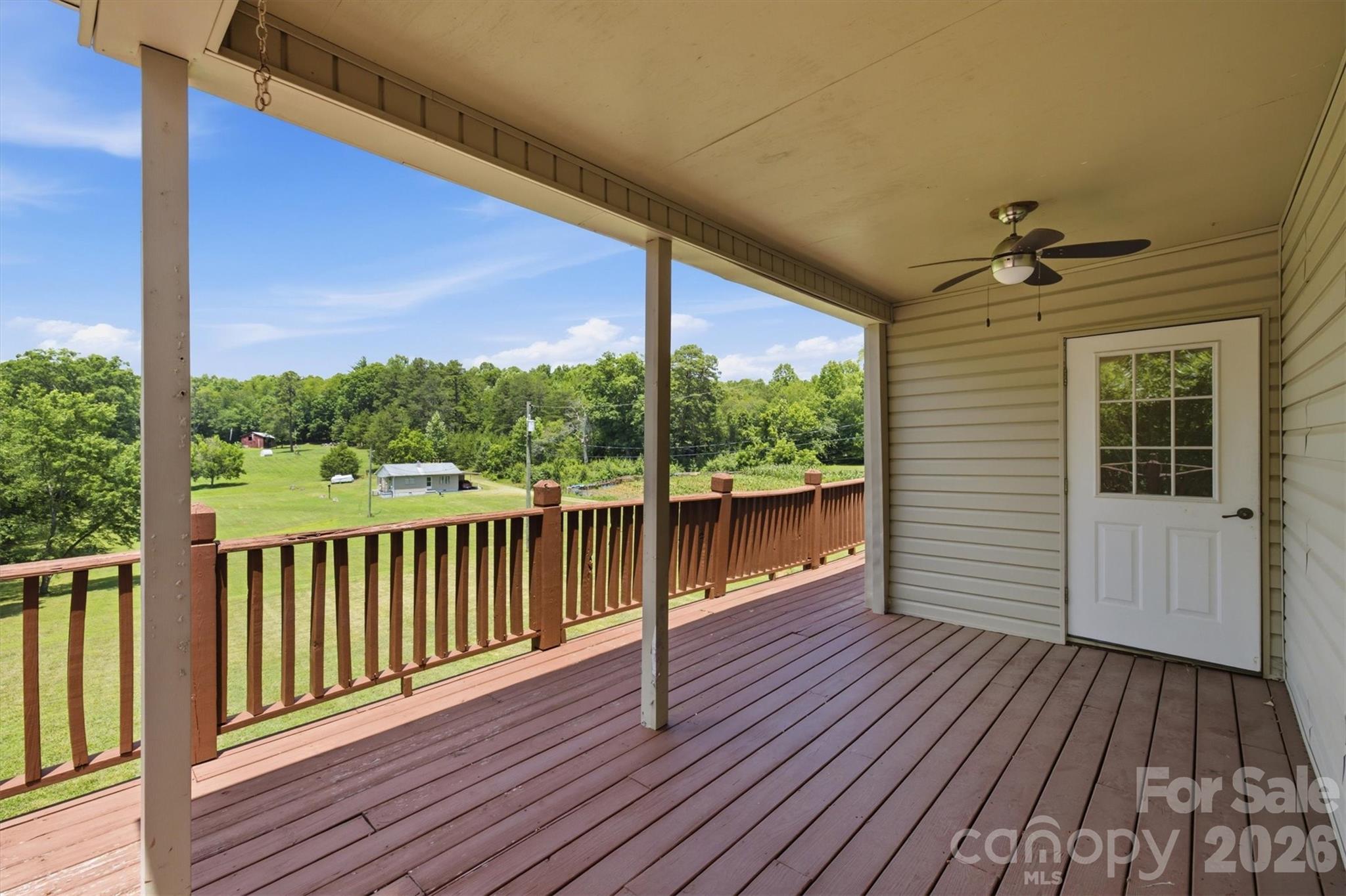 1205 E Union Street Property Photo 33