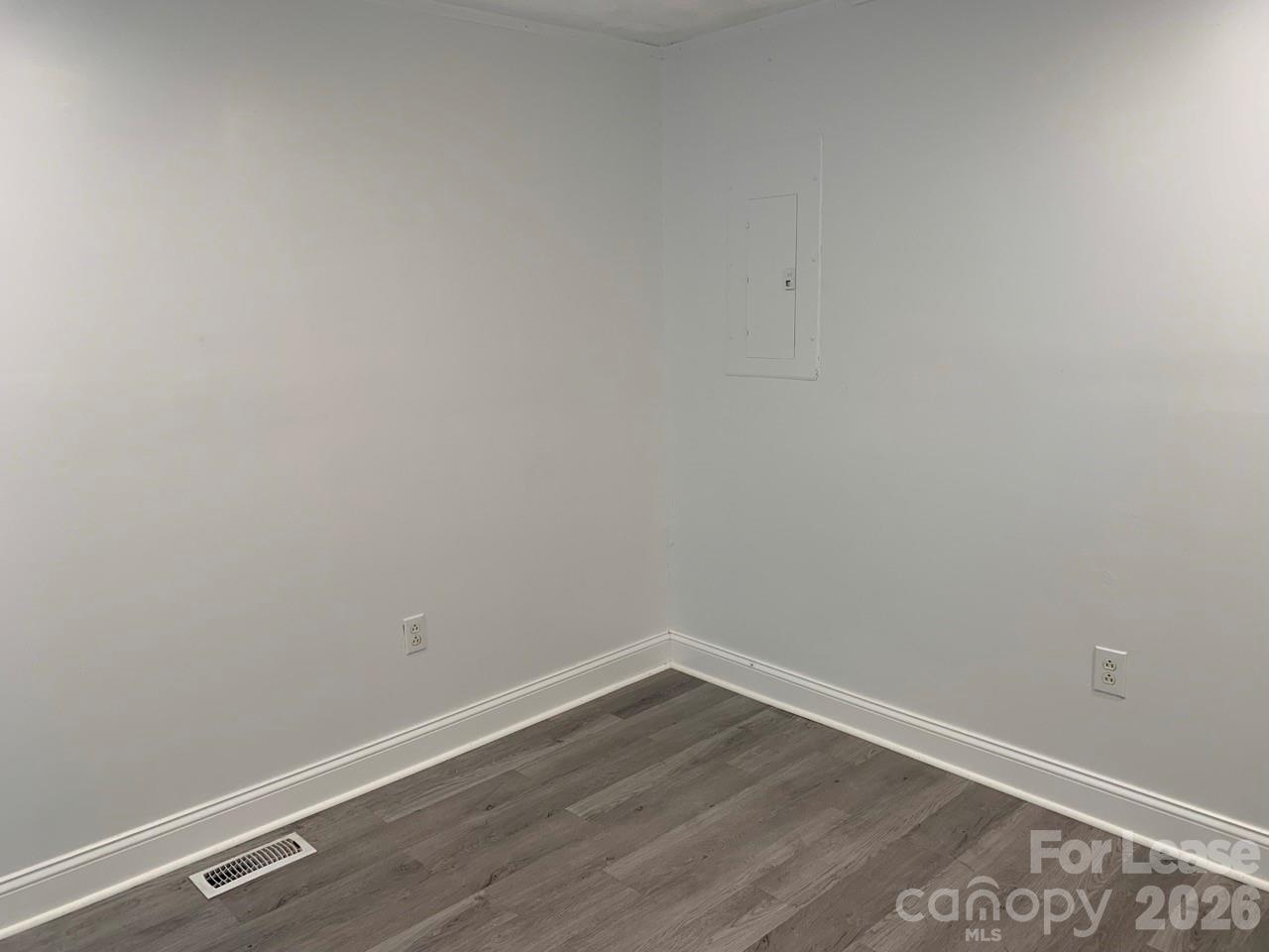 965 Ashby Street Property Photo 13