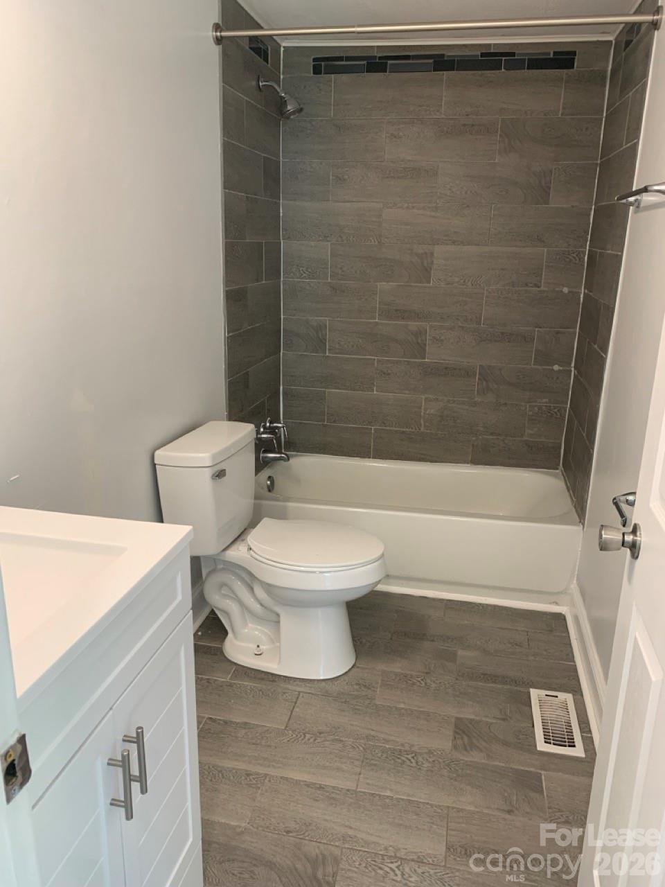 965 Ashby Street Property Photo 14