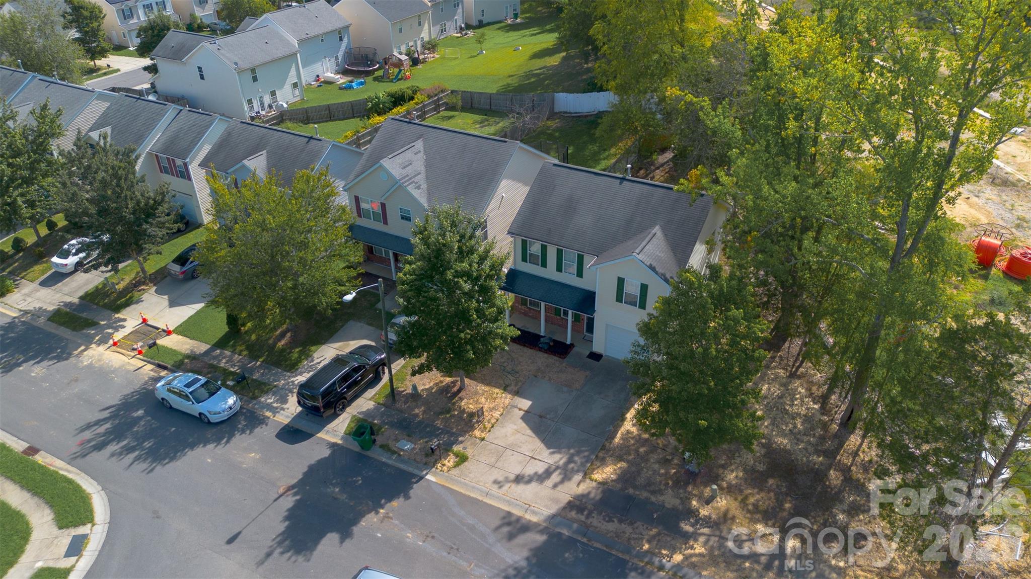2216 Emmons Lane Property Photo 20