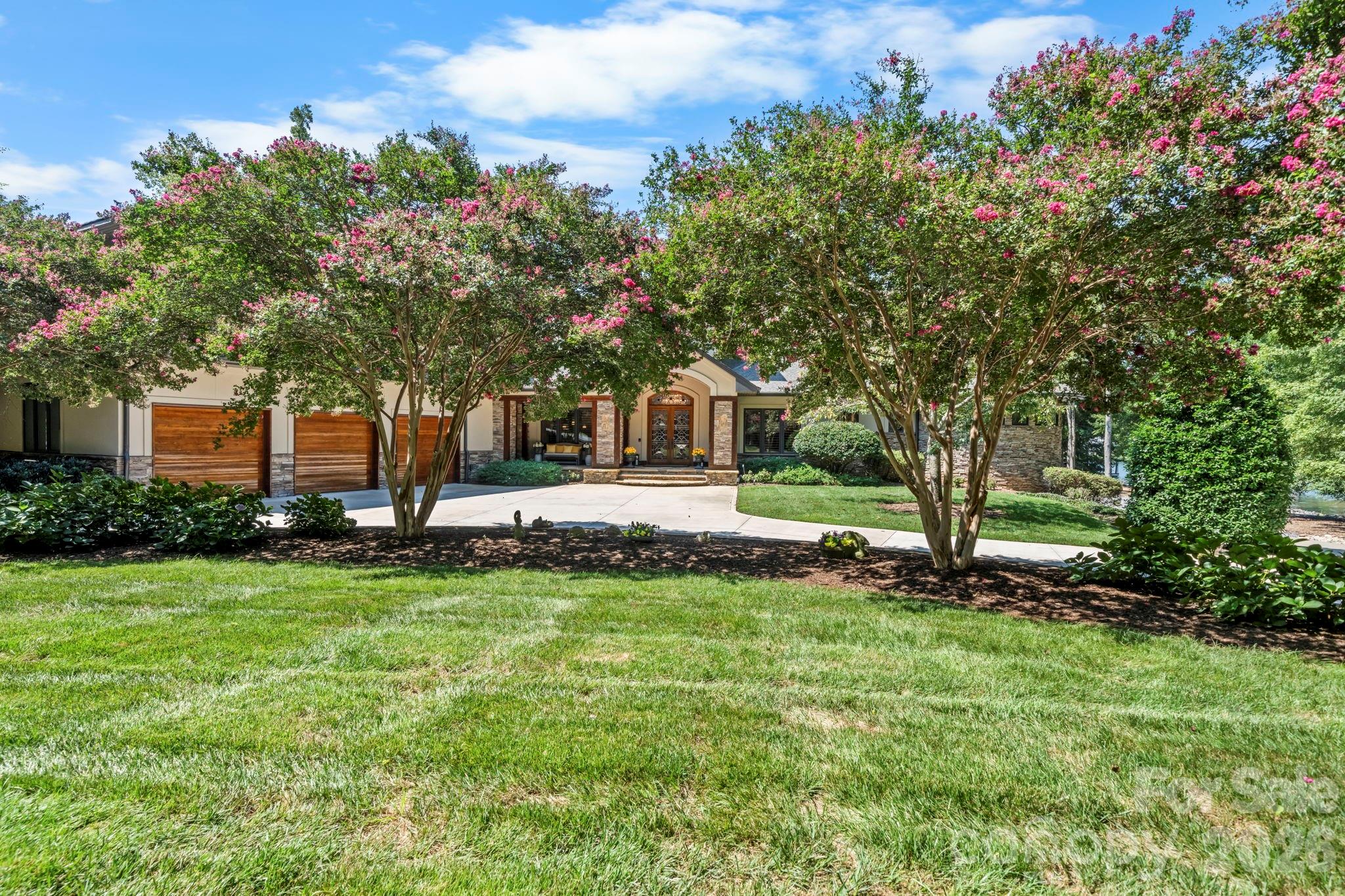 9305 White Ibis Court Property Photo 3