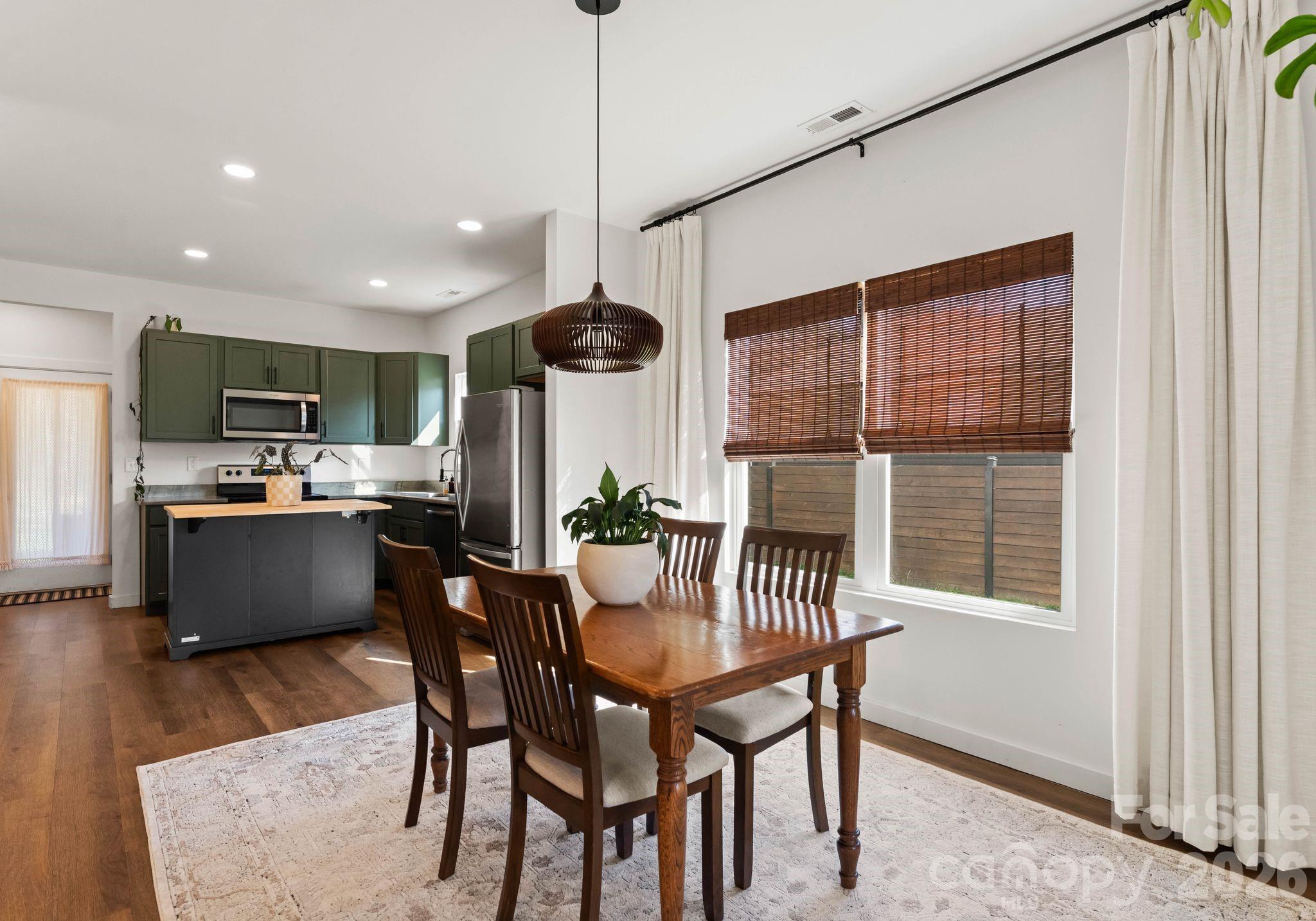 1112 Crawford Road Property Photo 6