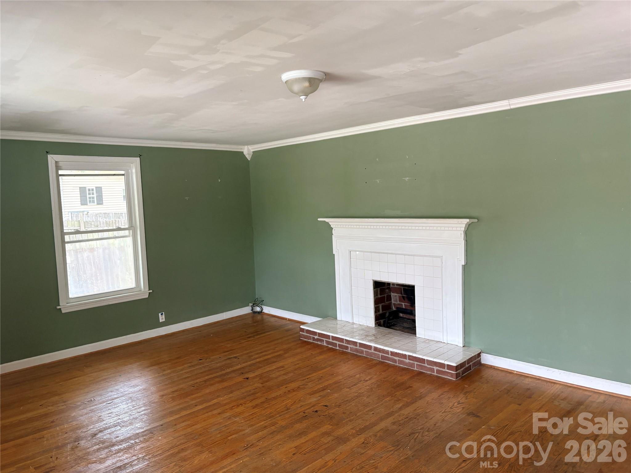 102 N Minor Street Property Photo 6