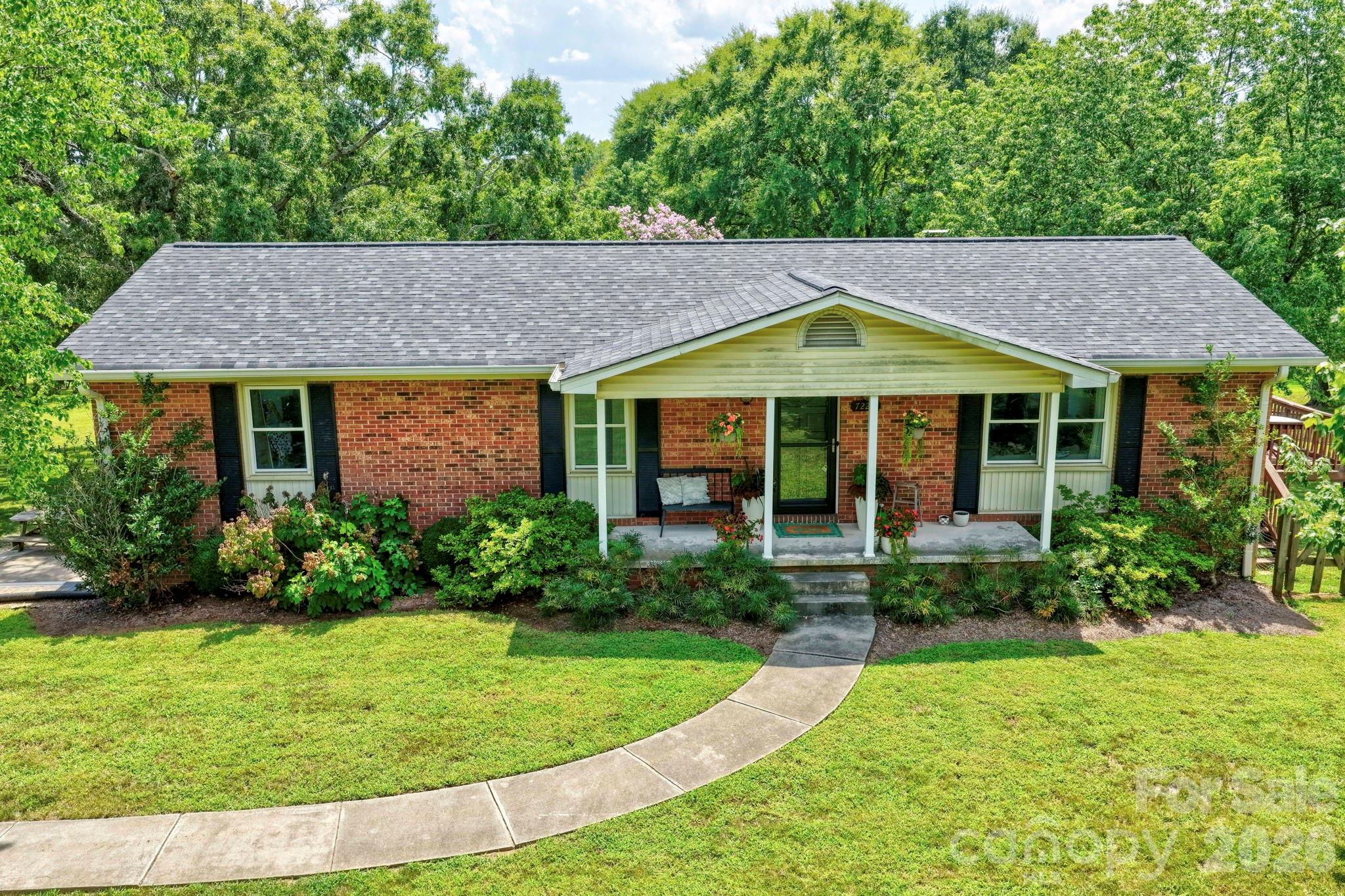 7220 Pharr Mill Road Property Photo 1