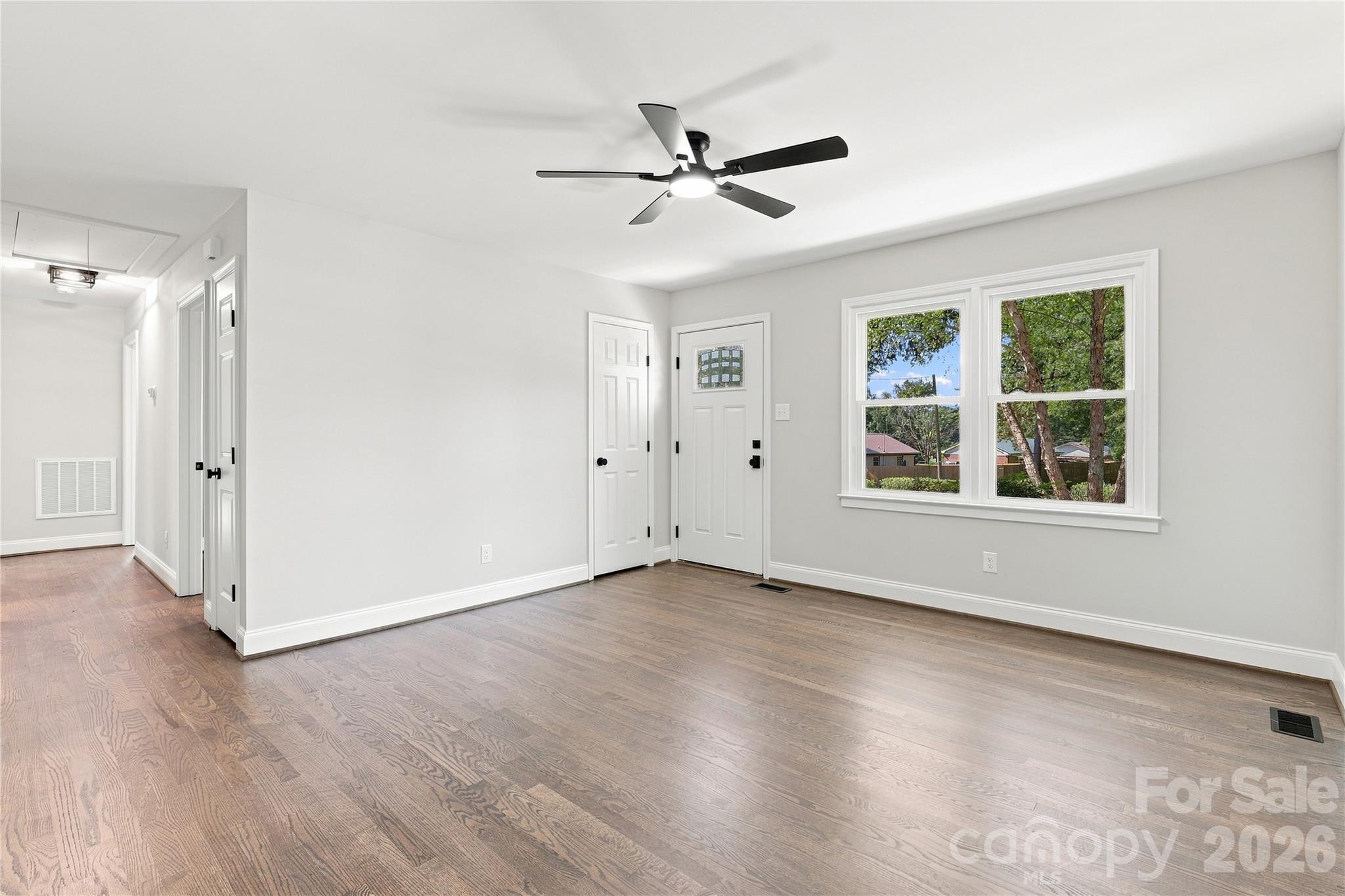5241 Short Cut Lane Property Photo 5