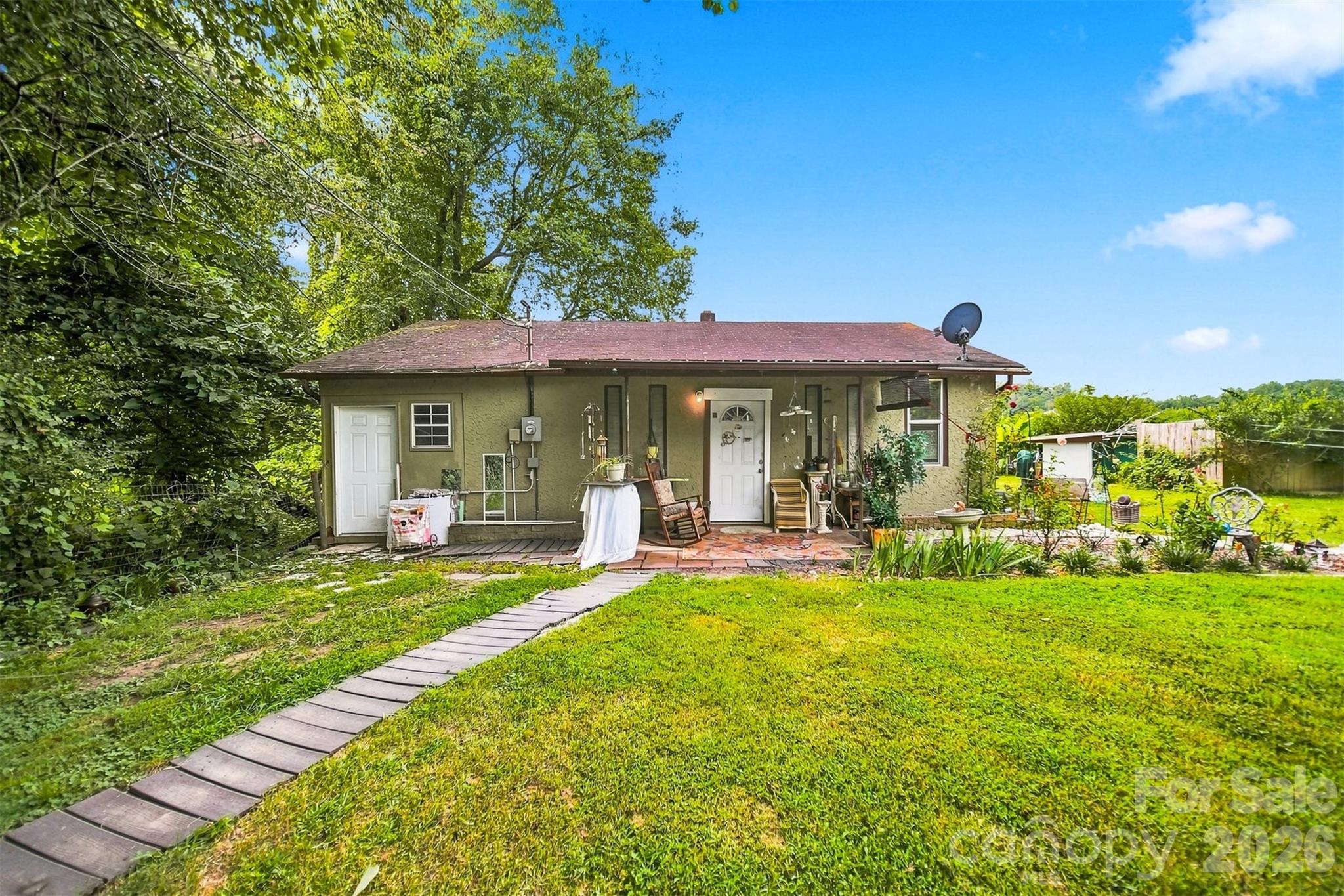 2588 Old Shelby Road Property Photo 1