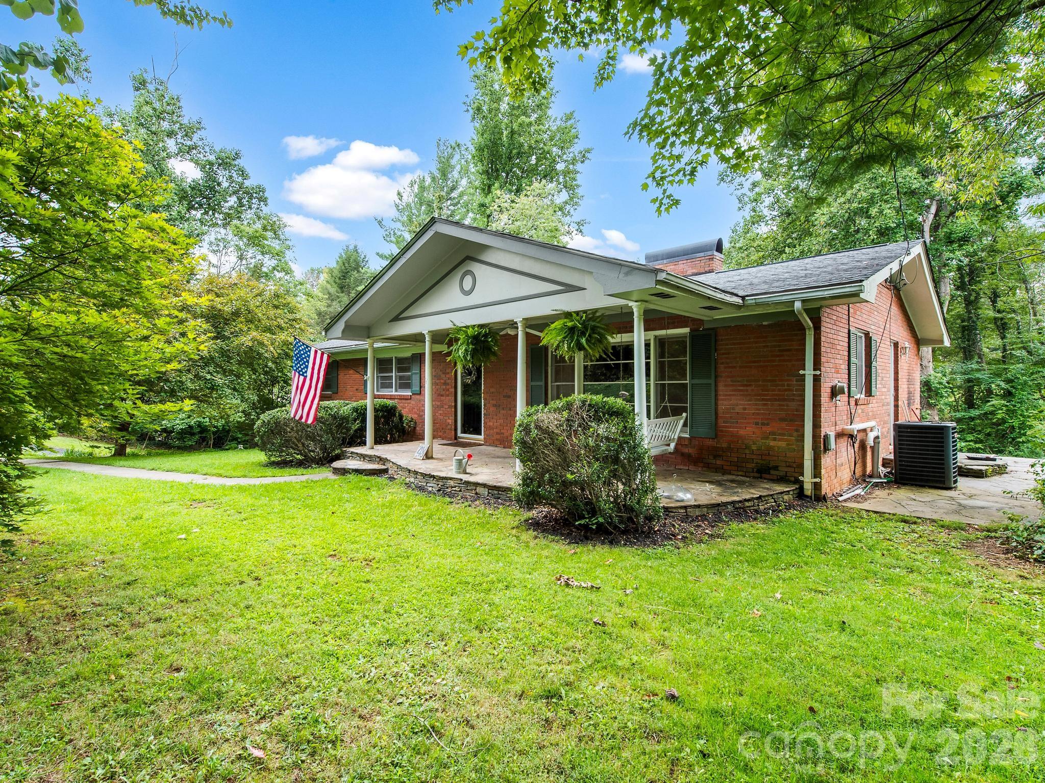 48 Faircrest Road Property Photo 3