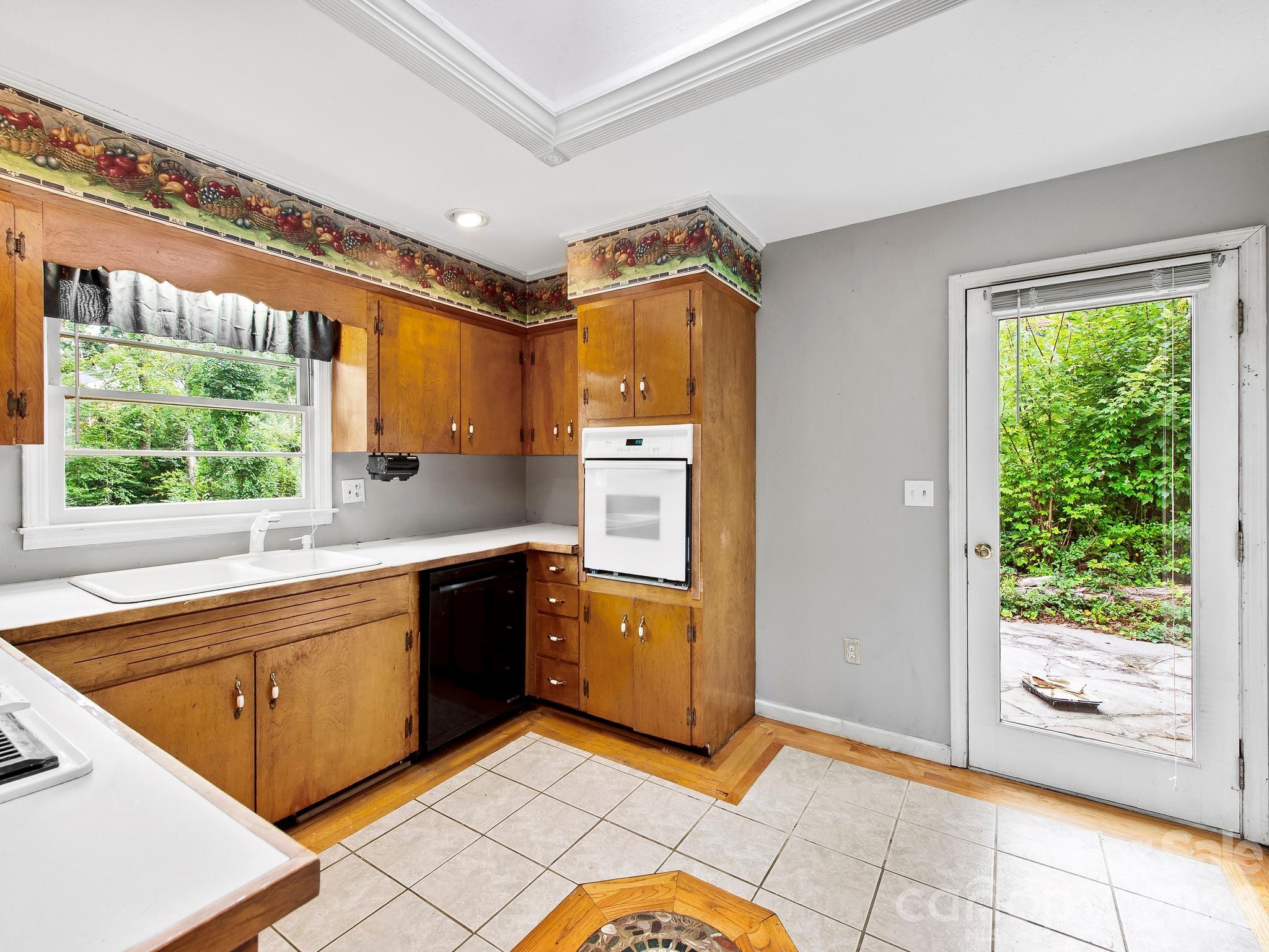 48 Faircrest Road Property Photo 14