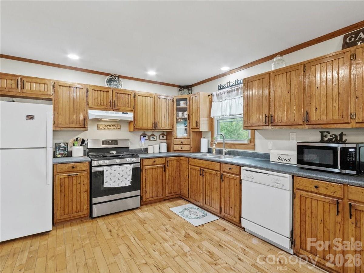 427 Big Brush Creek Road Property Photo 8