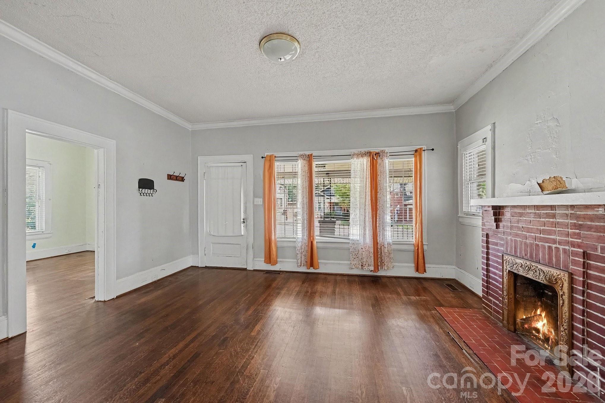 2828 Bon Air Avenue Property Photo 3