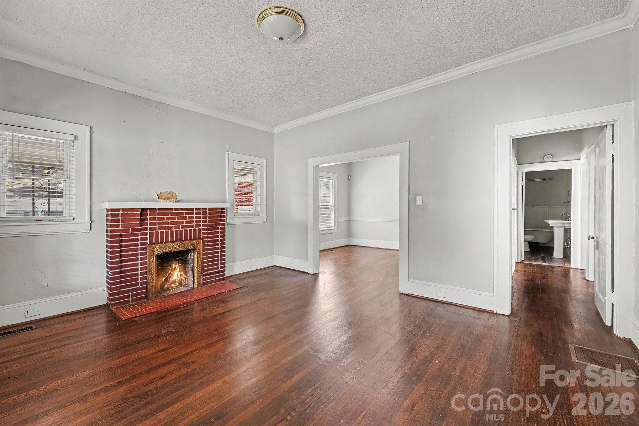 2828 Bon Air Avenue Property Photo 5
