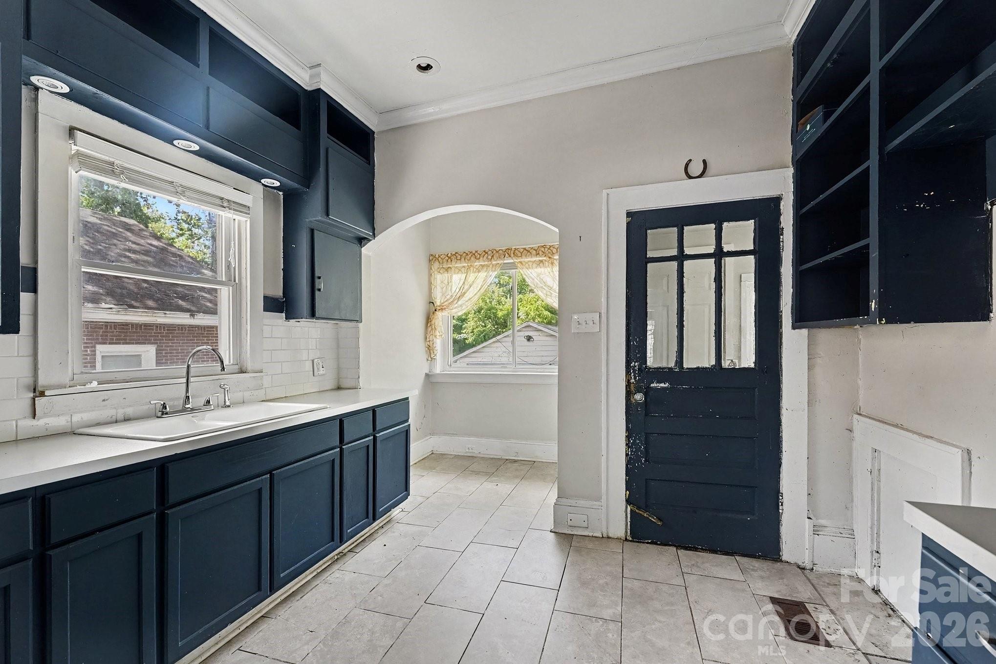 2828 Bon Air Avenue Property Photo 8