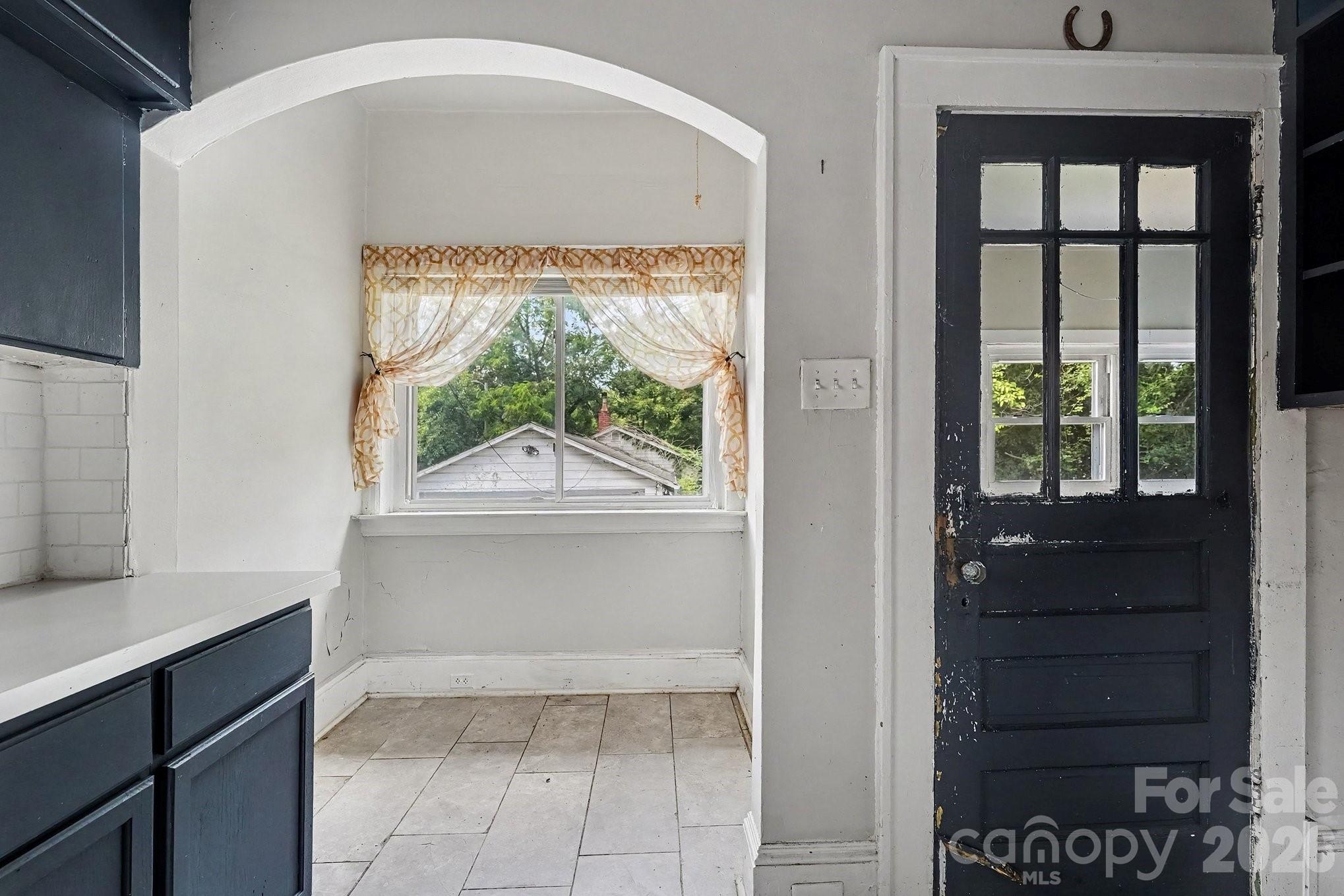 2828 Bon Air Avenue Property Photo 11