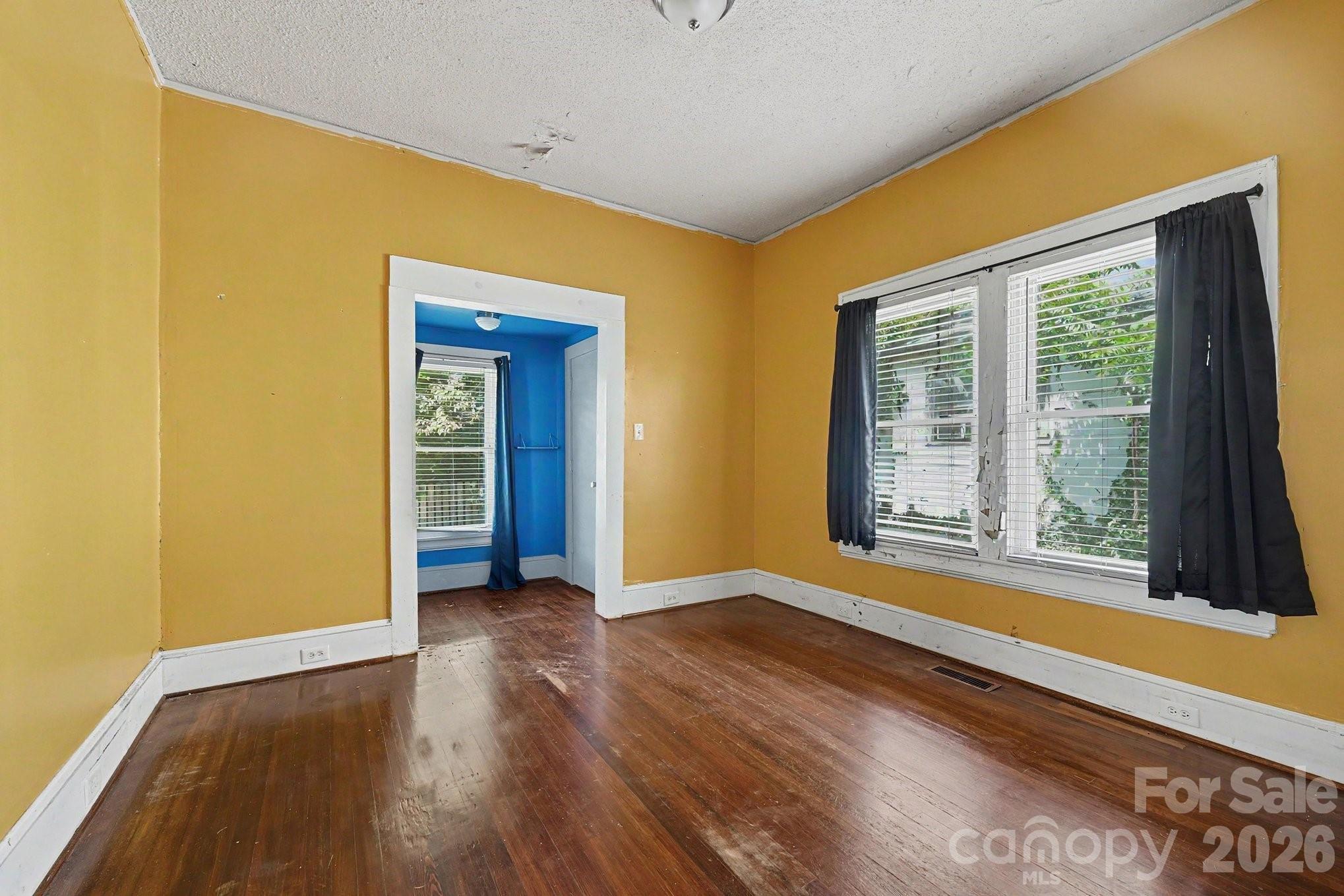 2828 Bon Air Avenue Property Photo 17