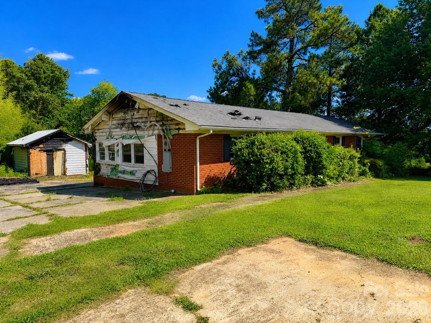10500 Blair Road Property Photo 2