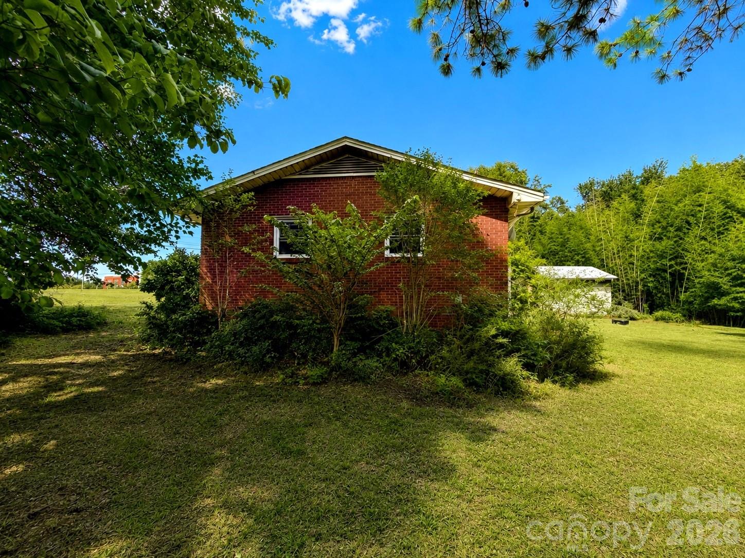 10500 Blair Road Property Photo 6