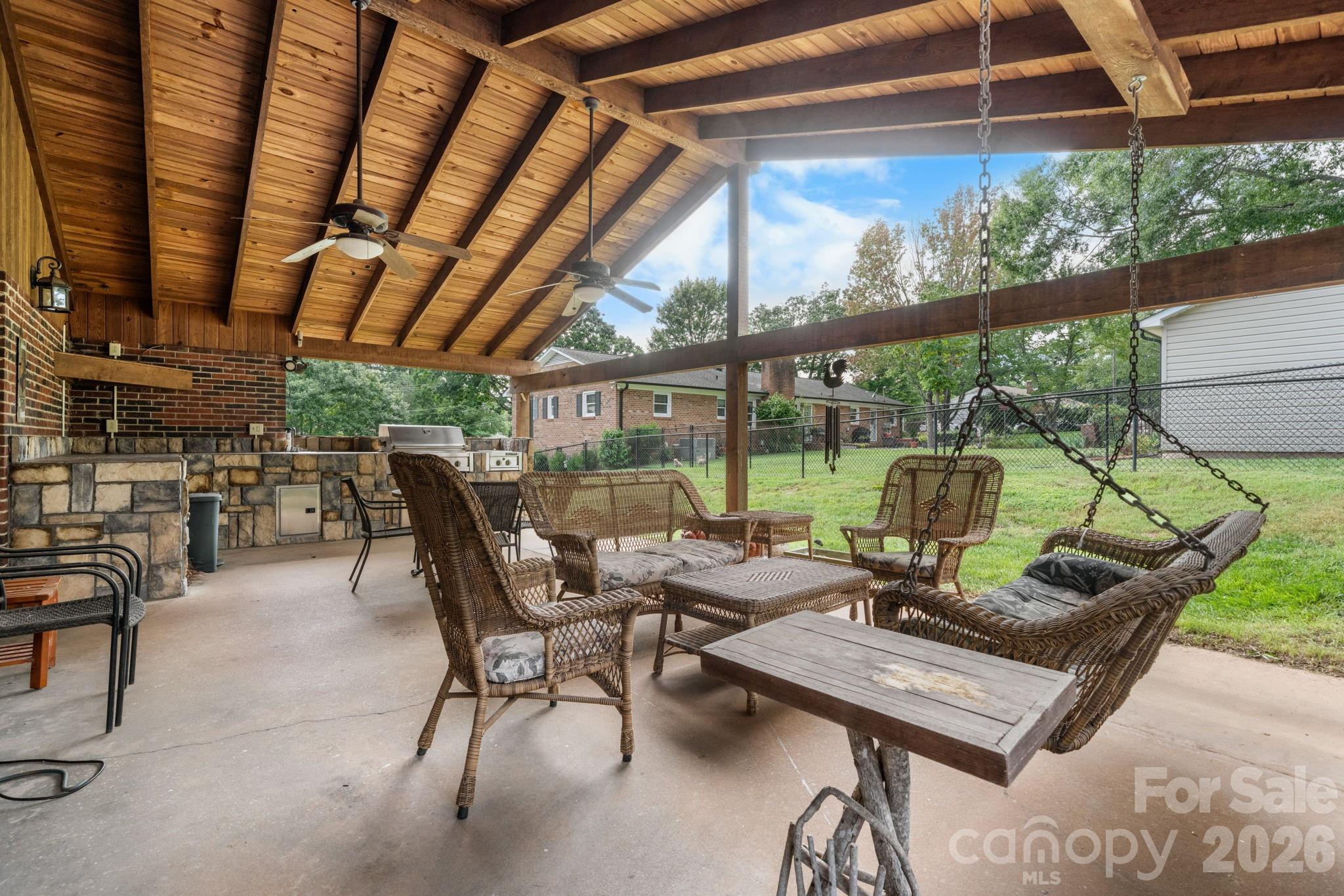 1316 Oak Canopy Road Property Photo 9