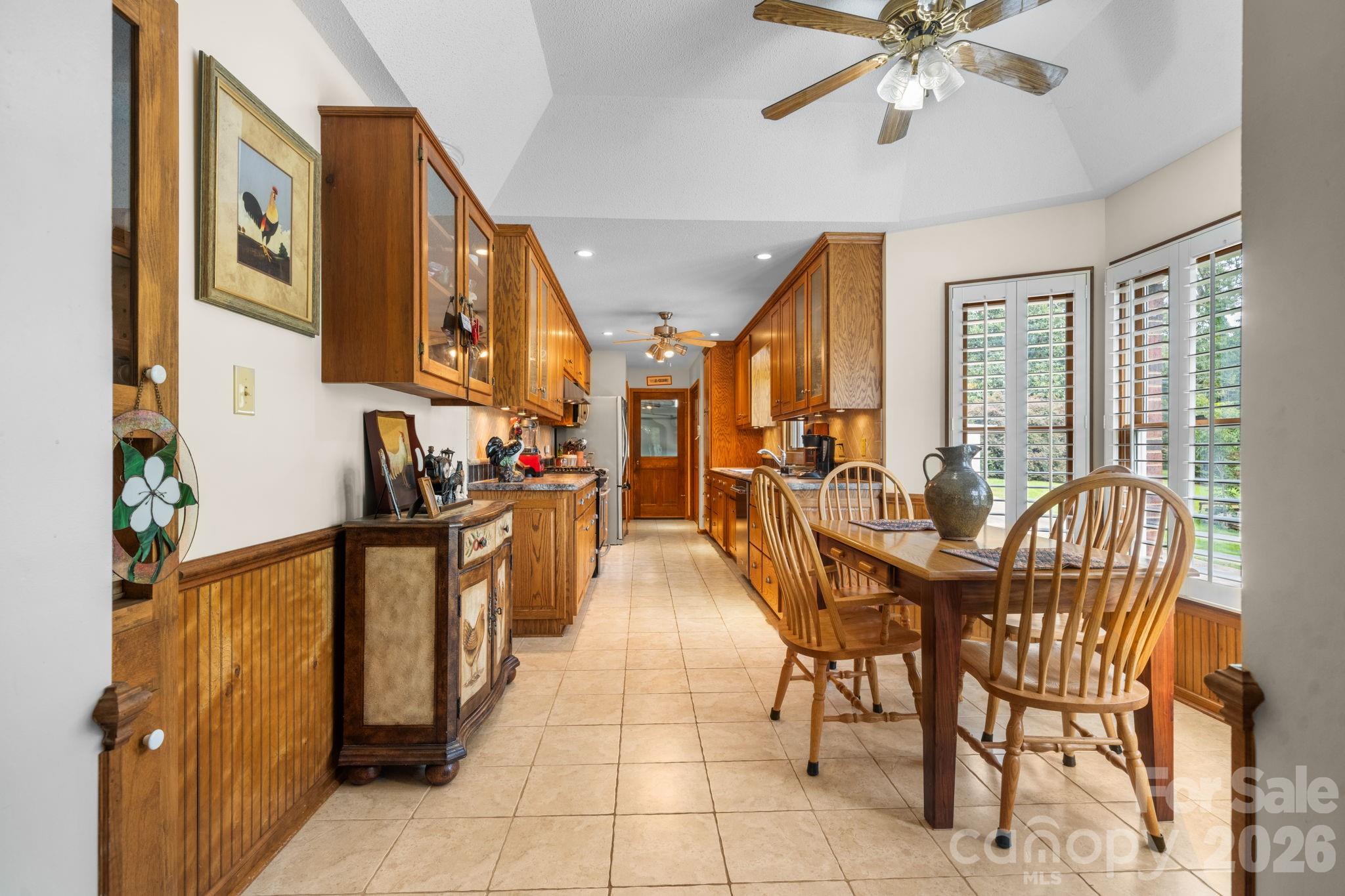 1316 Oak Canopy Road Property Photo 15