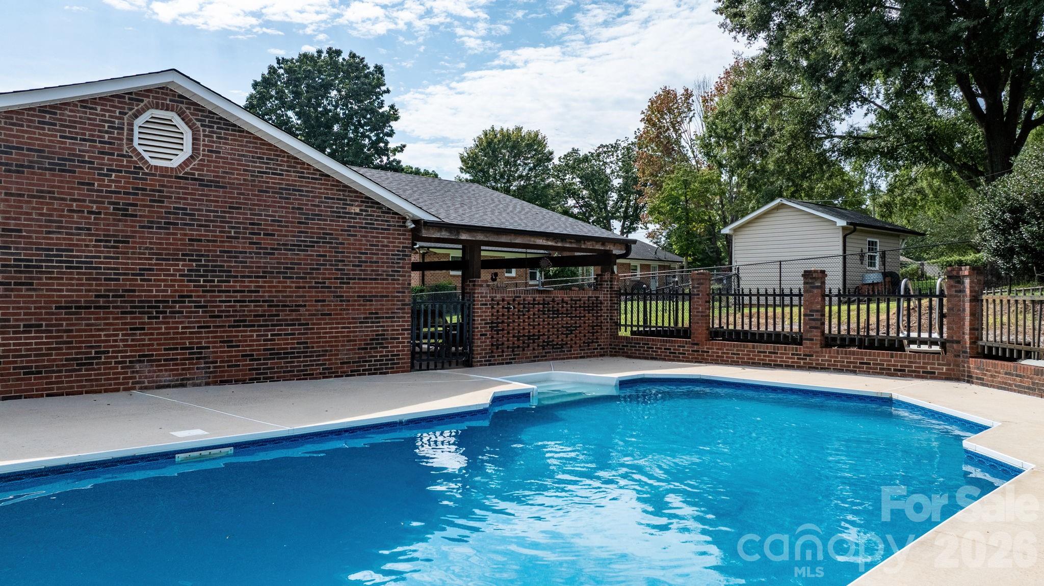 1316 Oak Canopy Road Property Photo 31