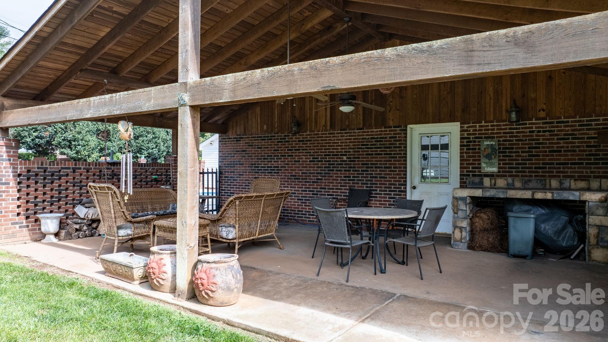 1316 Oak Canopy Road Property Photo 34