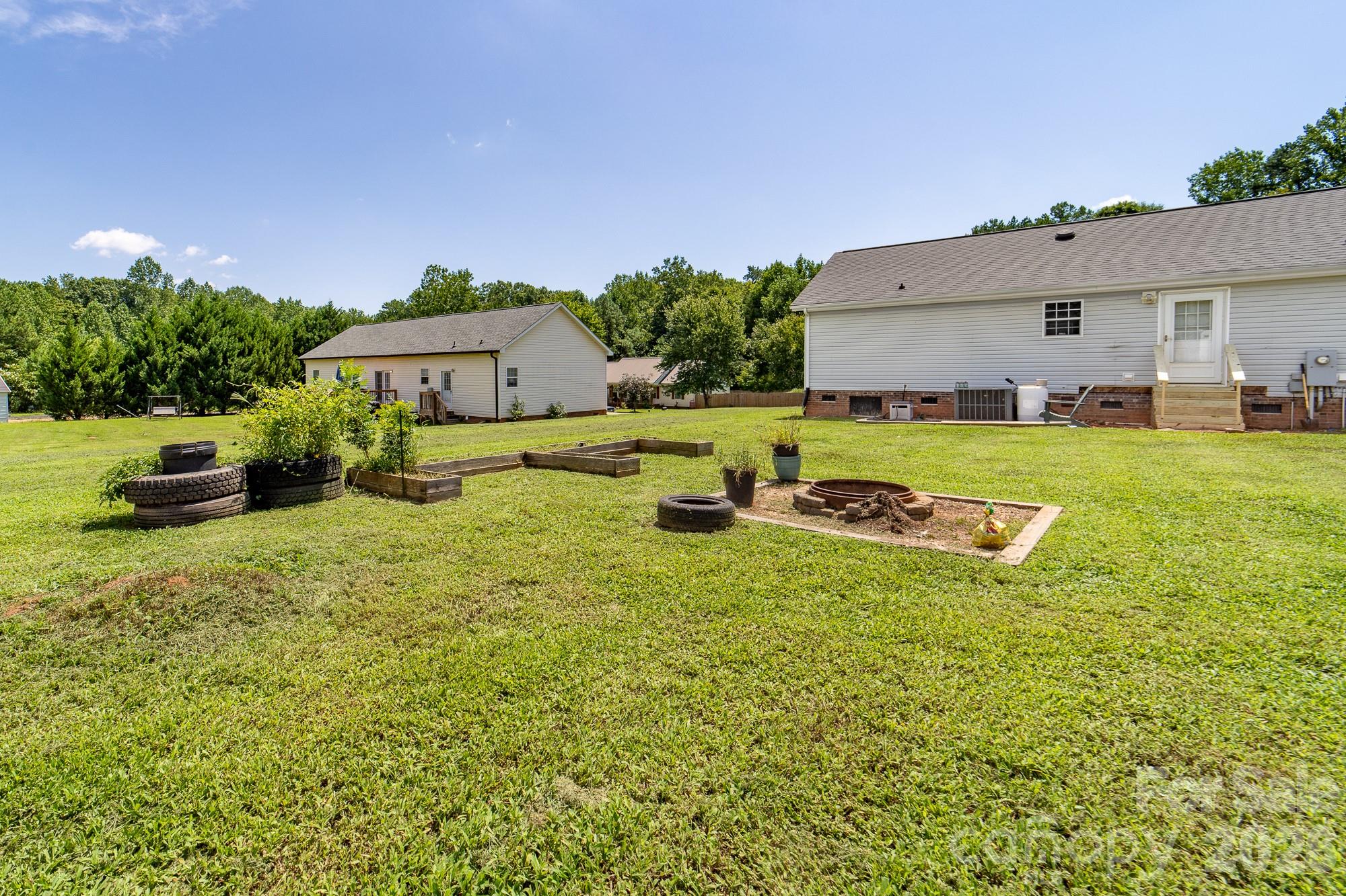 3009 Drake Drive Property Photo 9