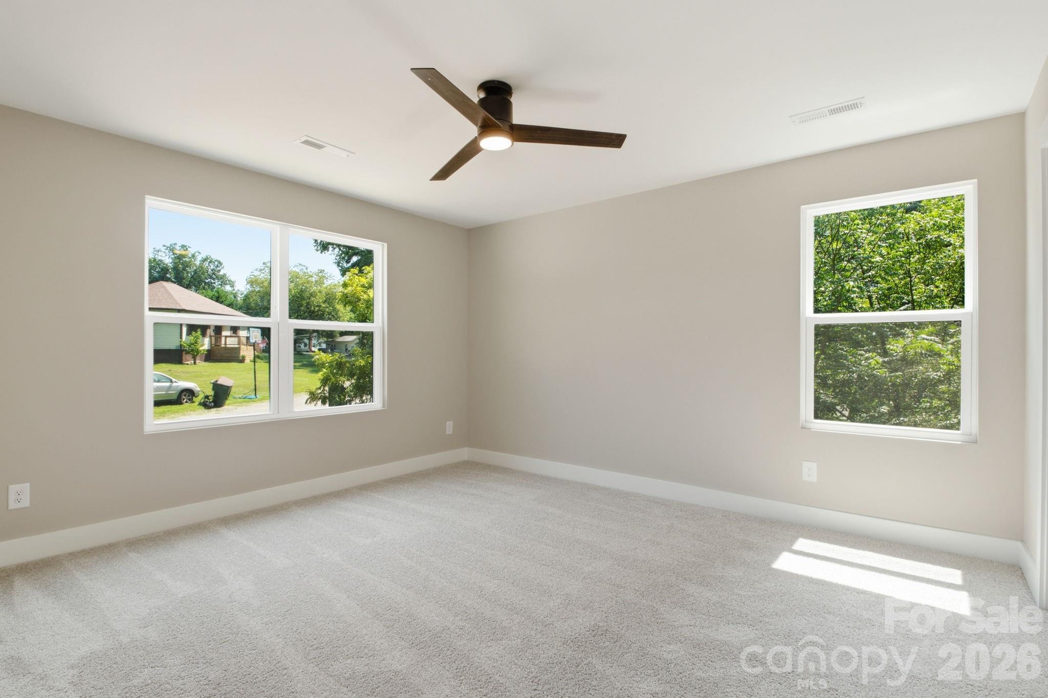 1851 Hilltop Circle Property Photo 9