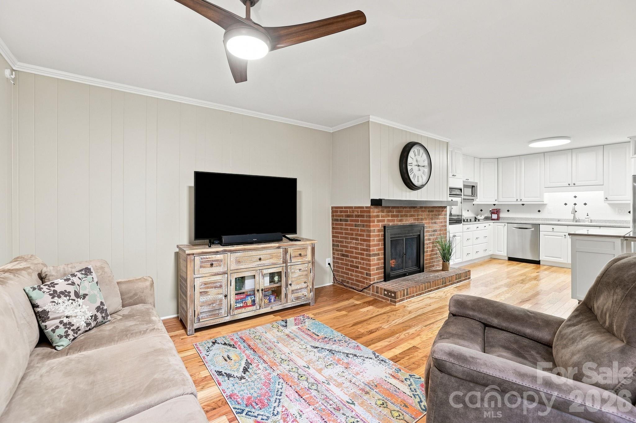 6606 Bunker Hill Circle Property Photo 8