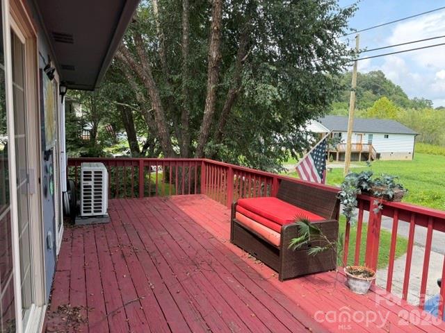 65 Spencer Street Property Photo 4