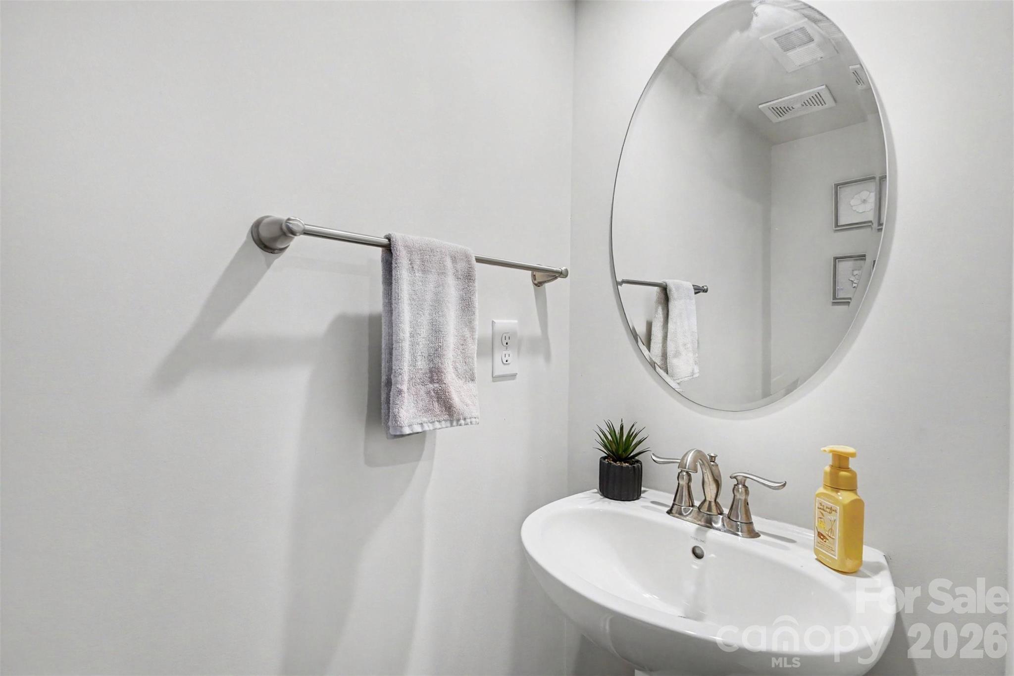 4518 Valley Walk Drive Property Photo 7