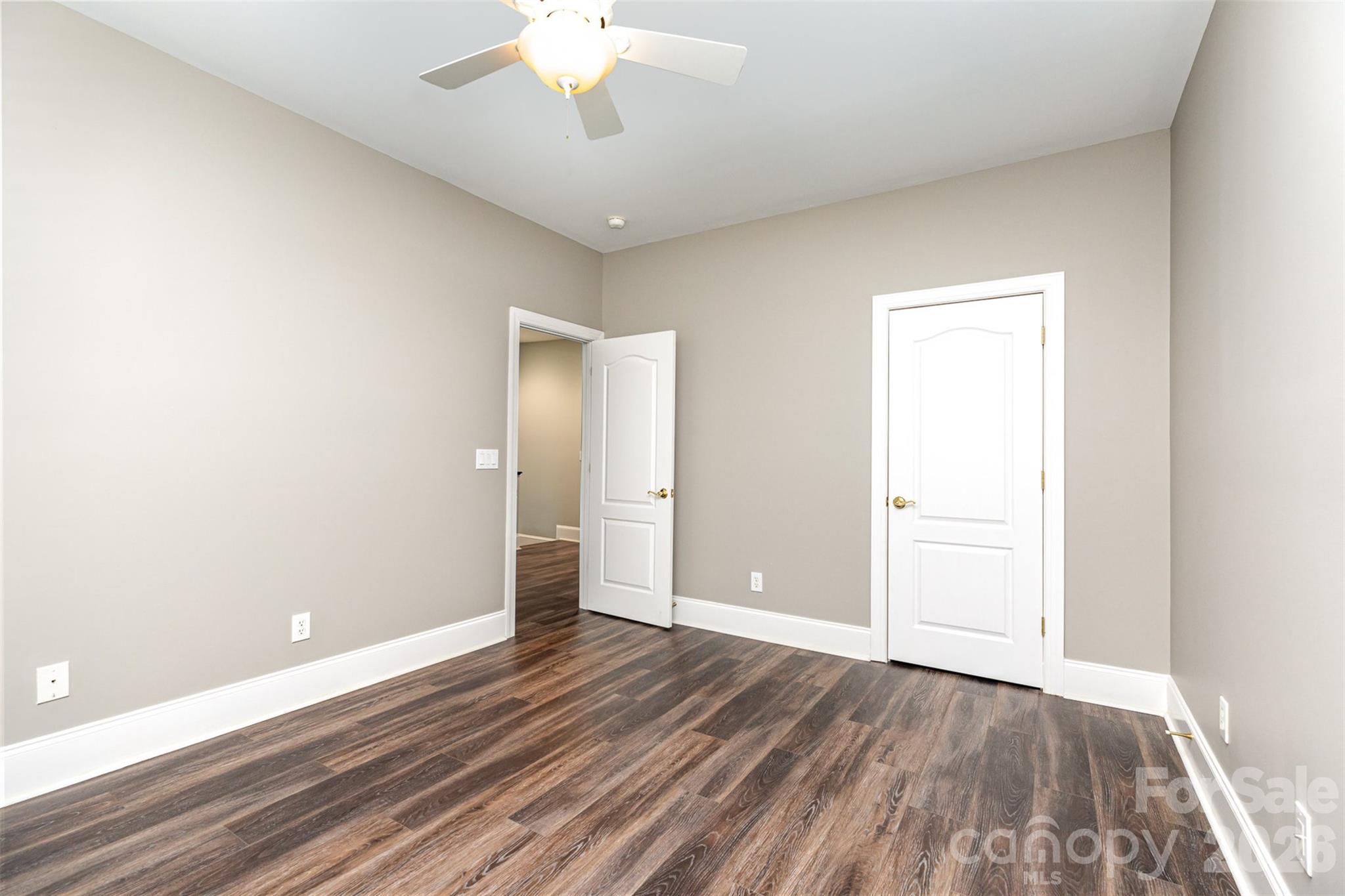 239 N Faulkner Way Property Photo 27