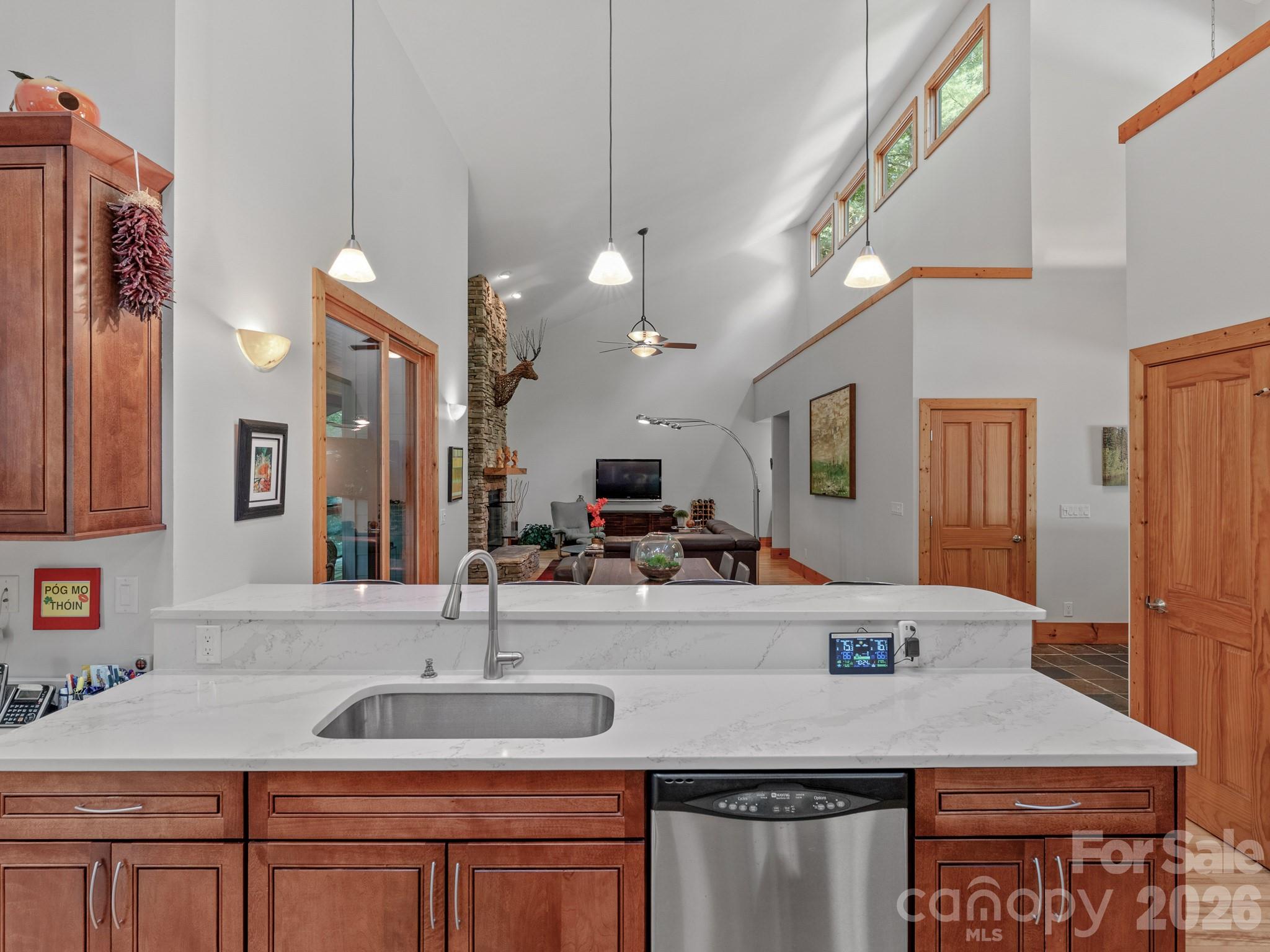 1370 Salola Lane Property Photo 18