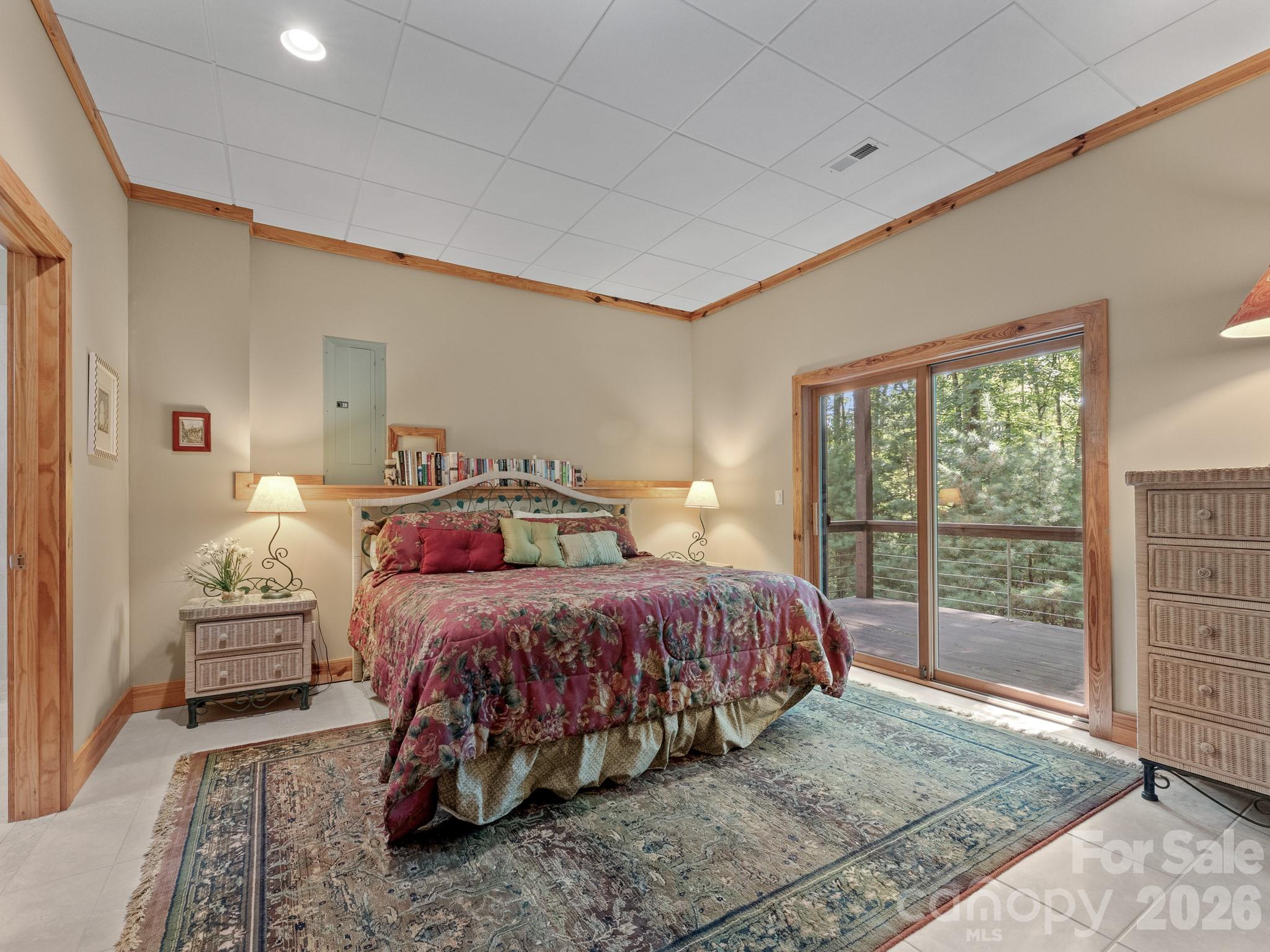 1370 Salola Lane Property Photo 33