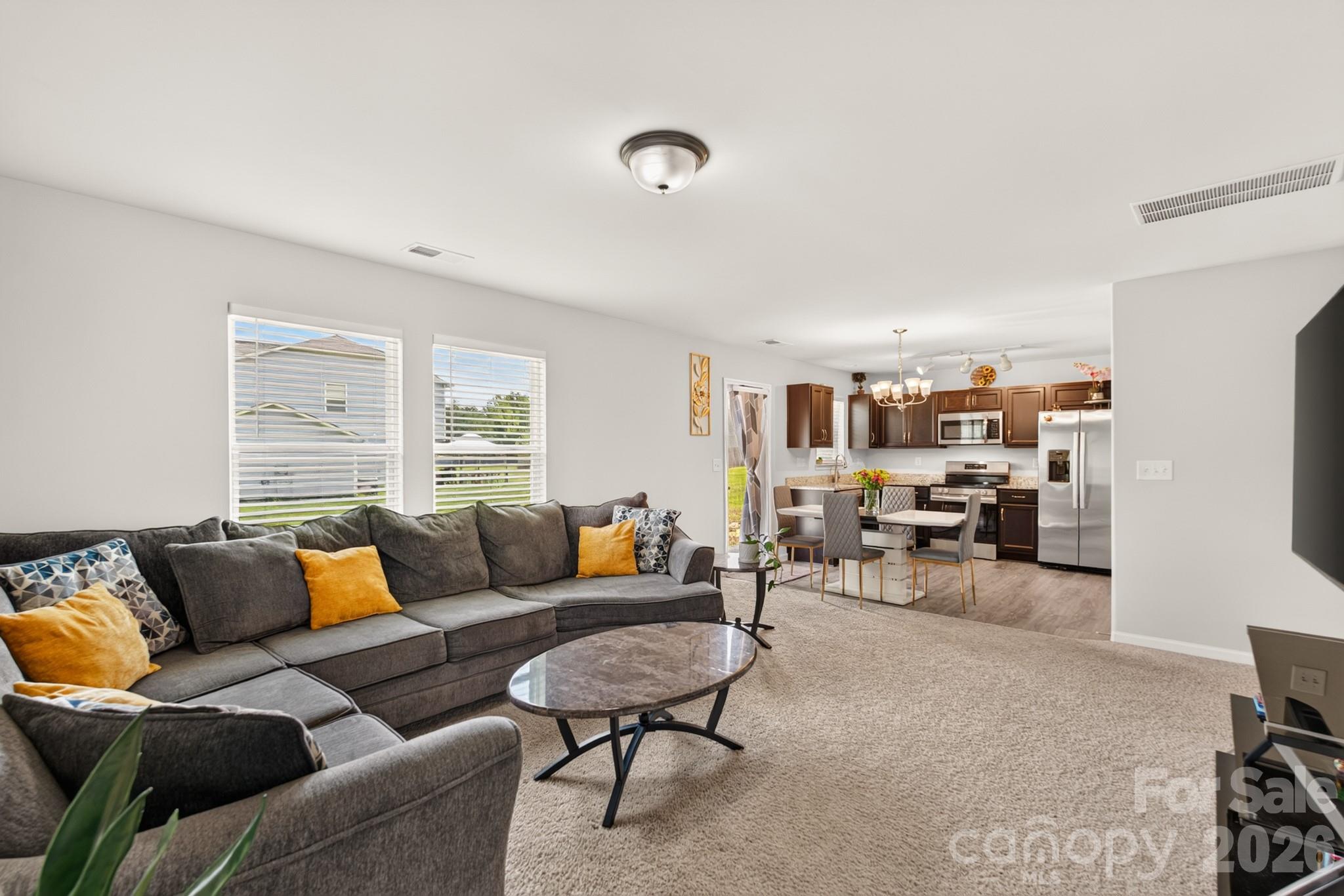 1425 Springdale Road Property Photo 2
