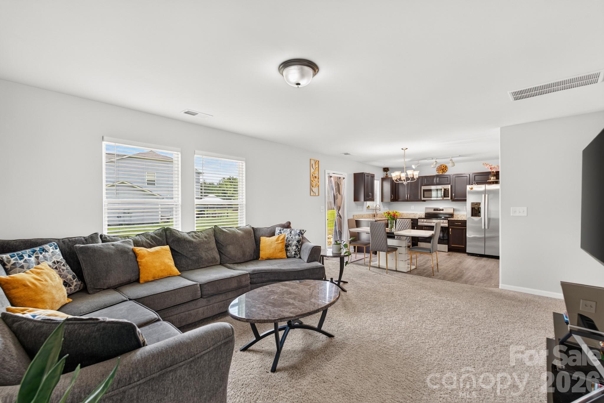 1425 Springdale Road Property Photo 2
