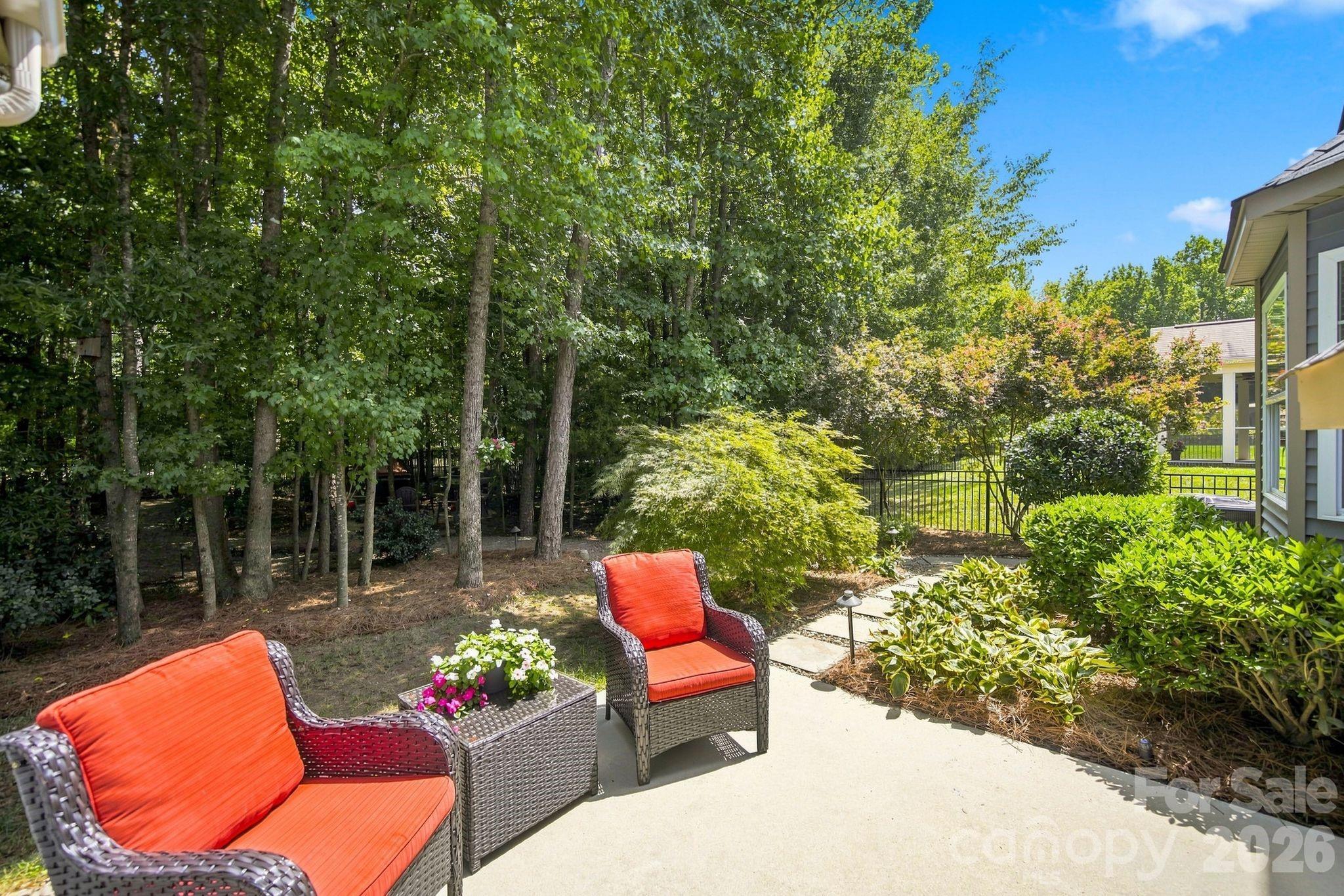 3202 Helmsley Court Property Photo 33