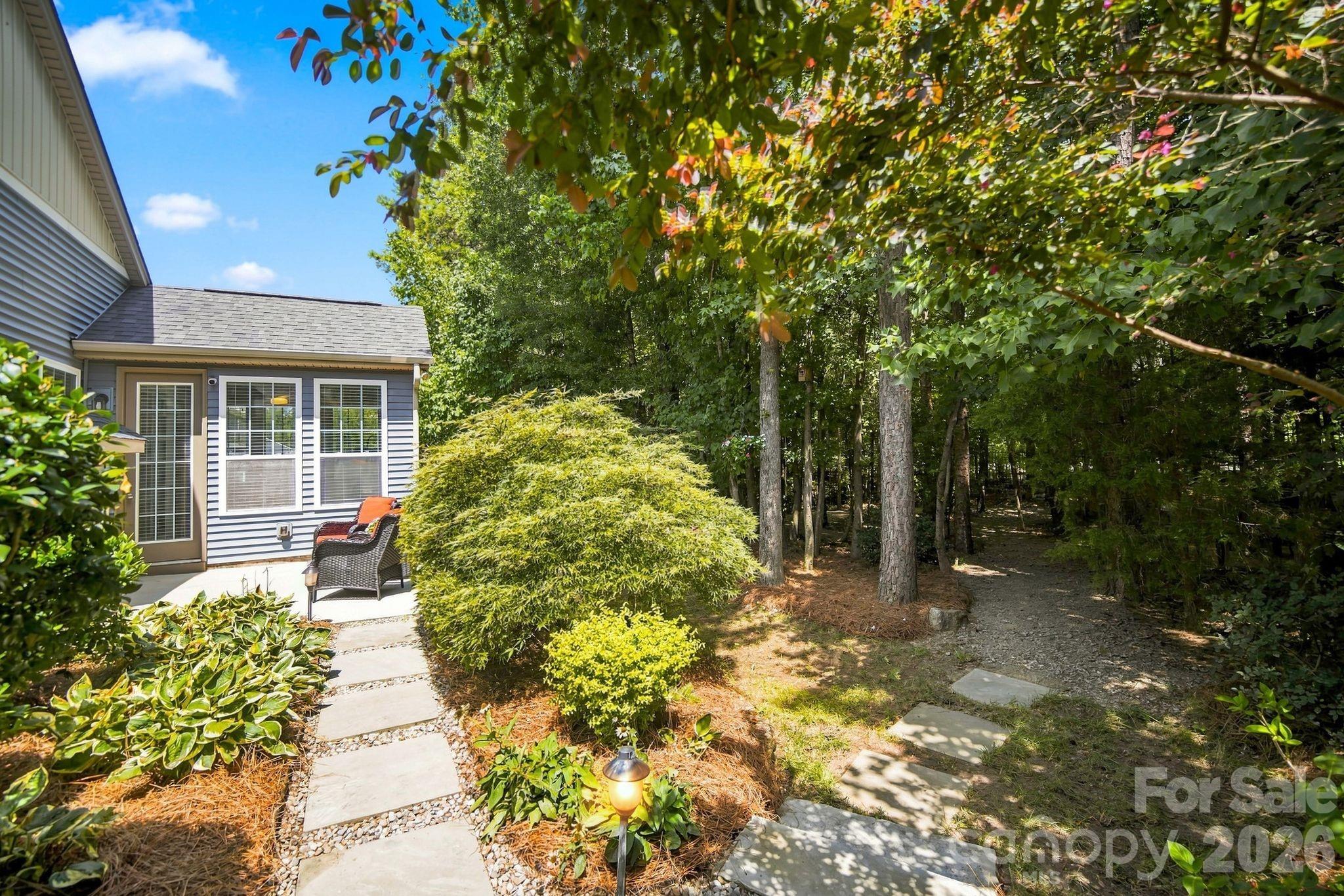 3202 Helmsley Court Property Photo 35