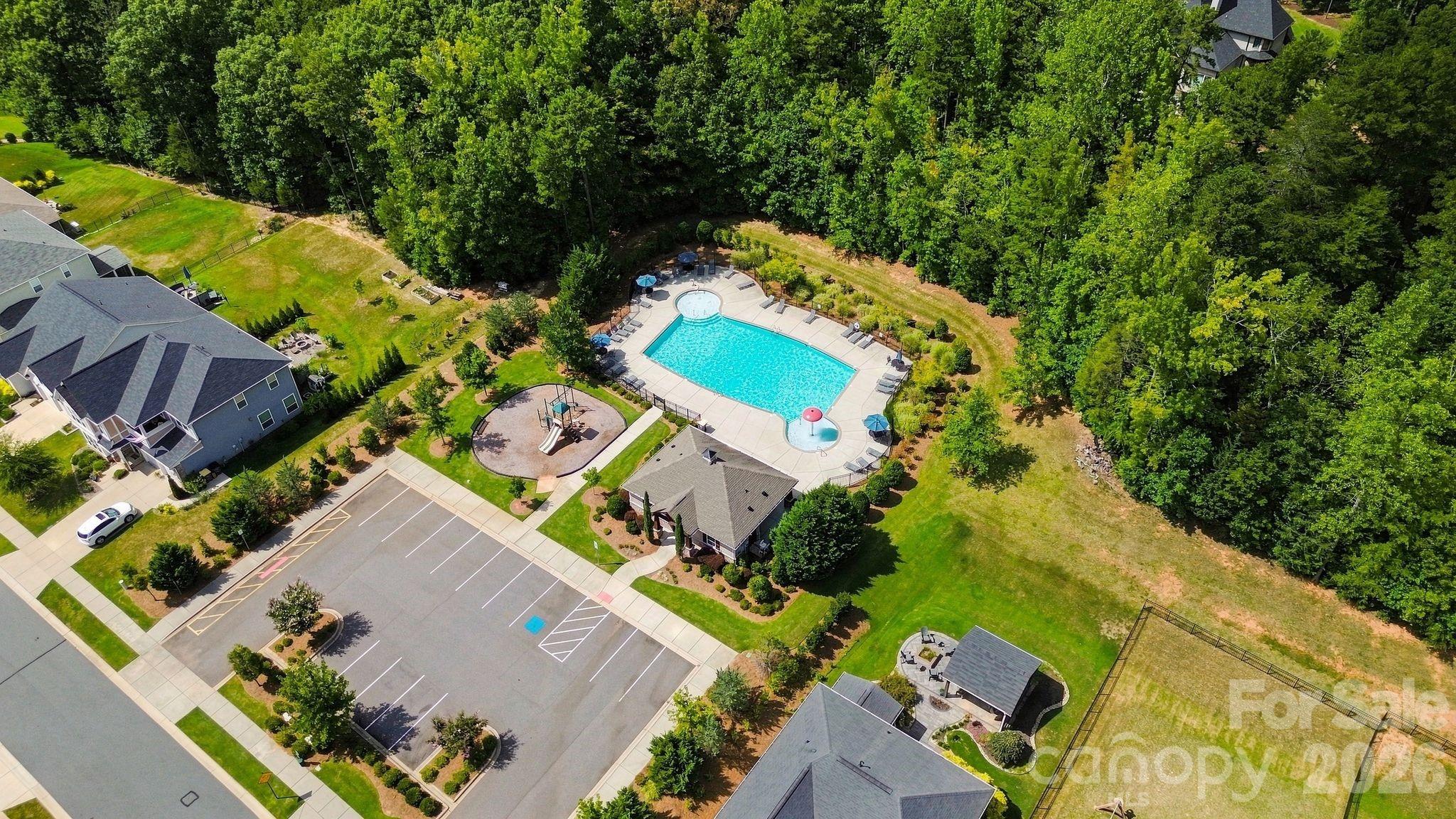 3202 Helmsley Court Property Photo 47