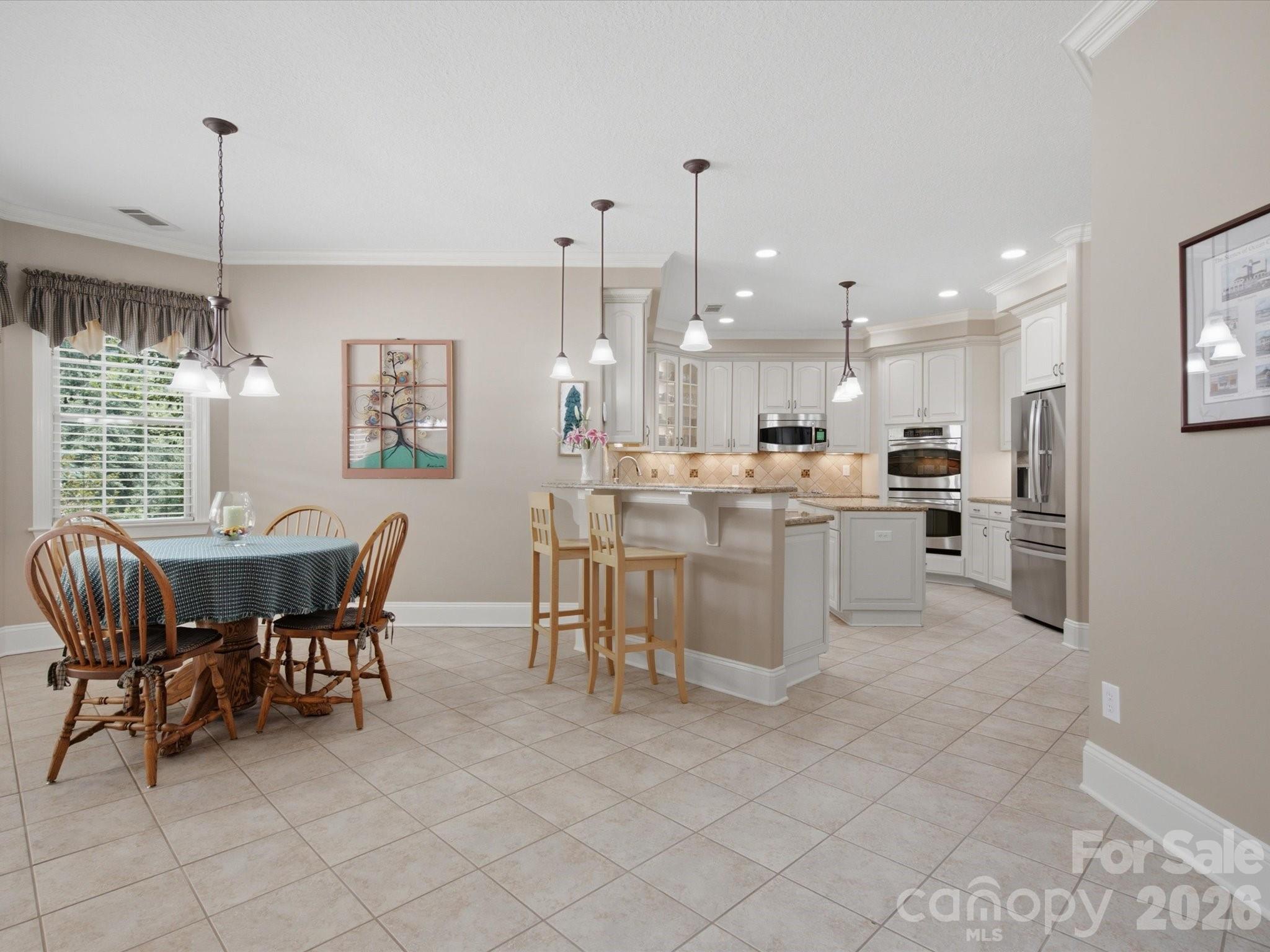 1023 Madras Court Property Photo 12