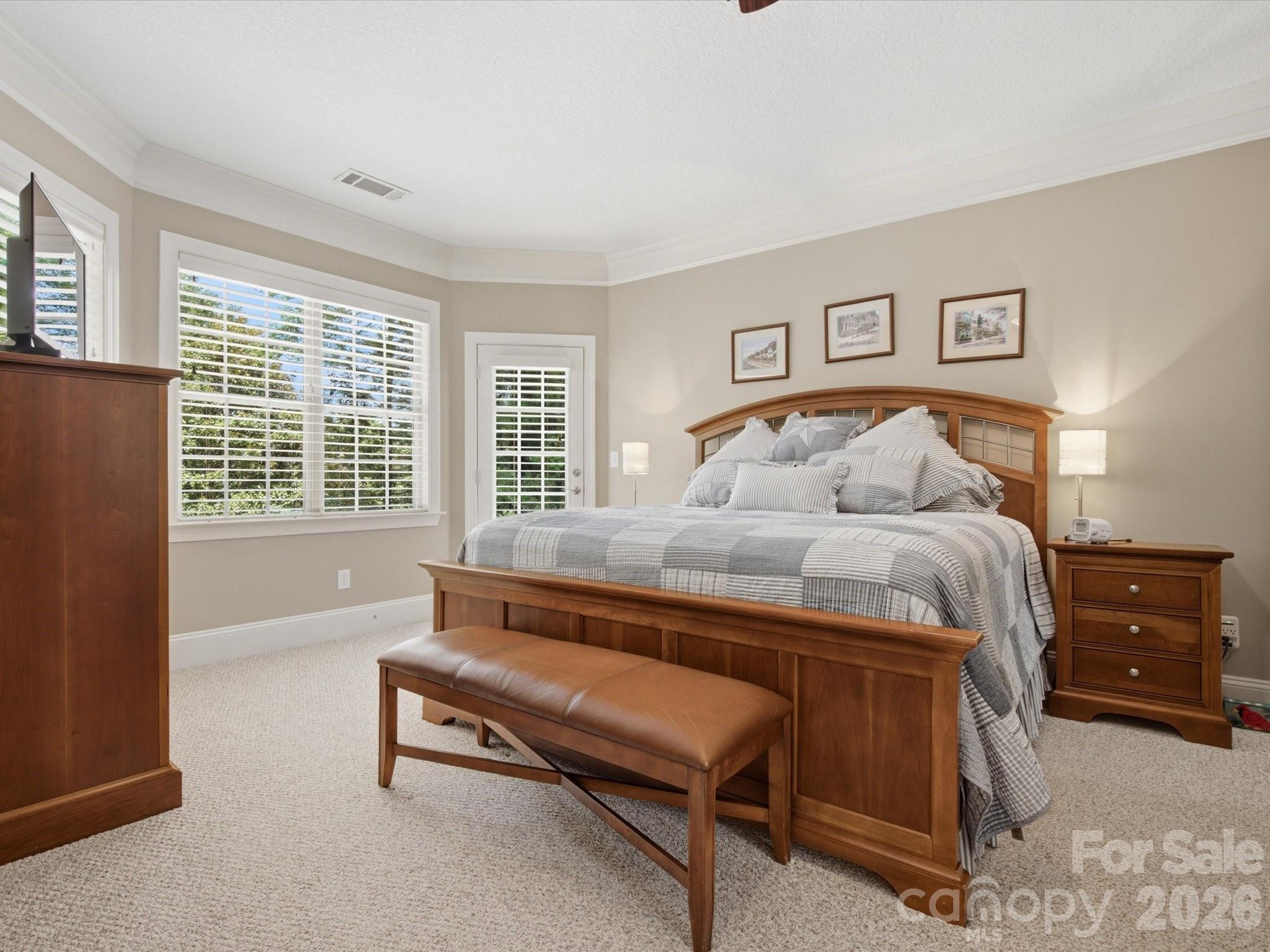 1023 Madras Court Property Photo 15
