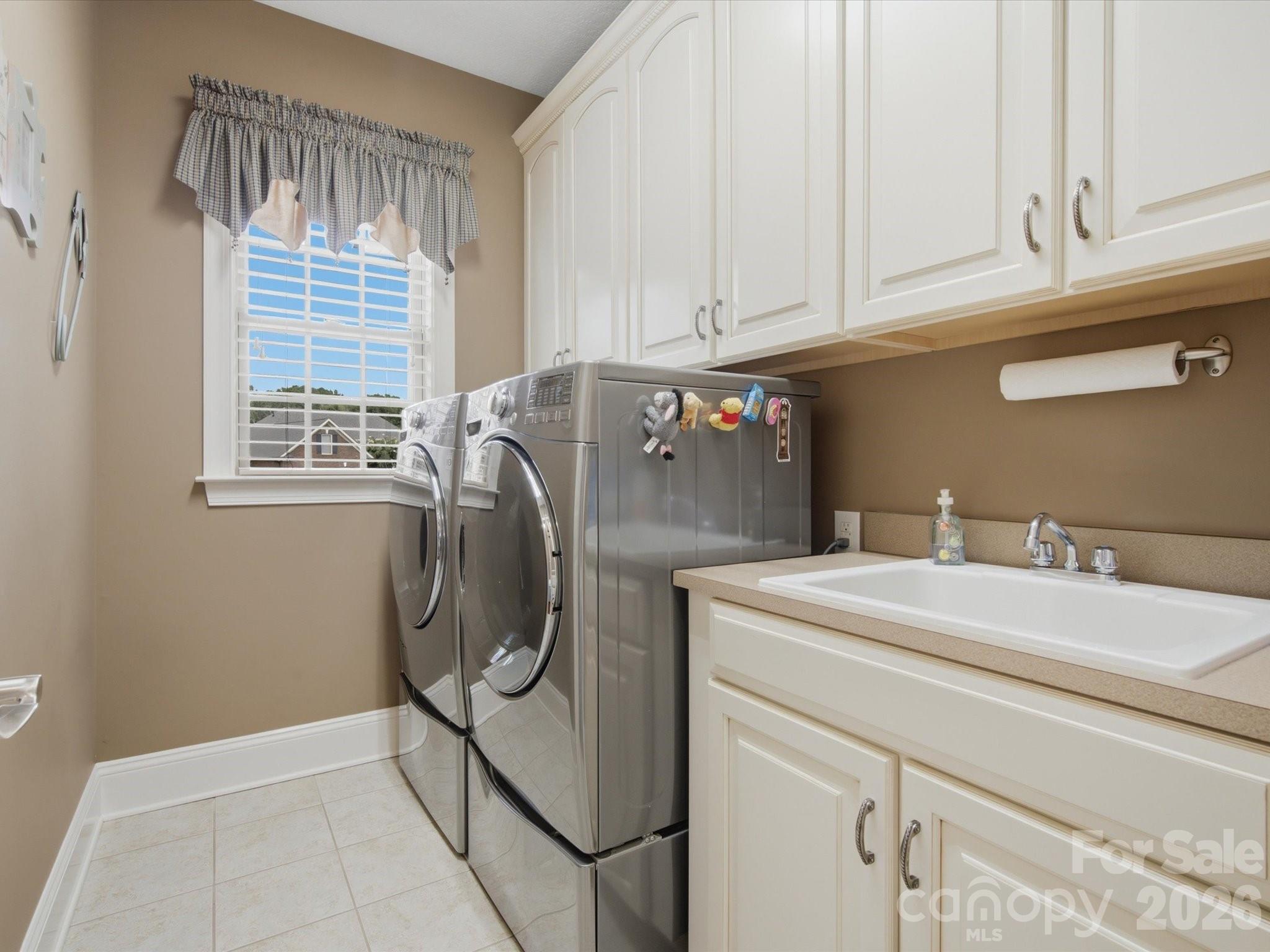 1023 Madras Court Property Photo 22