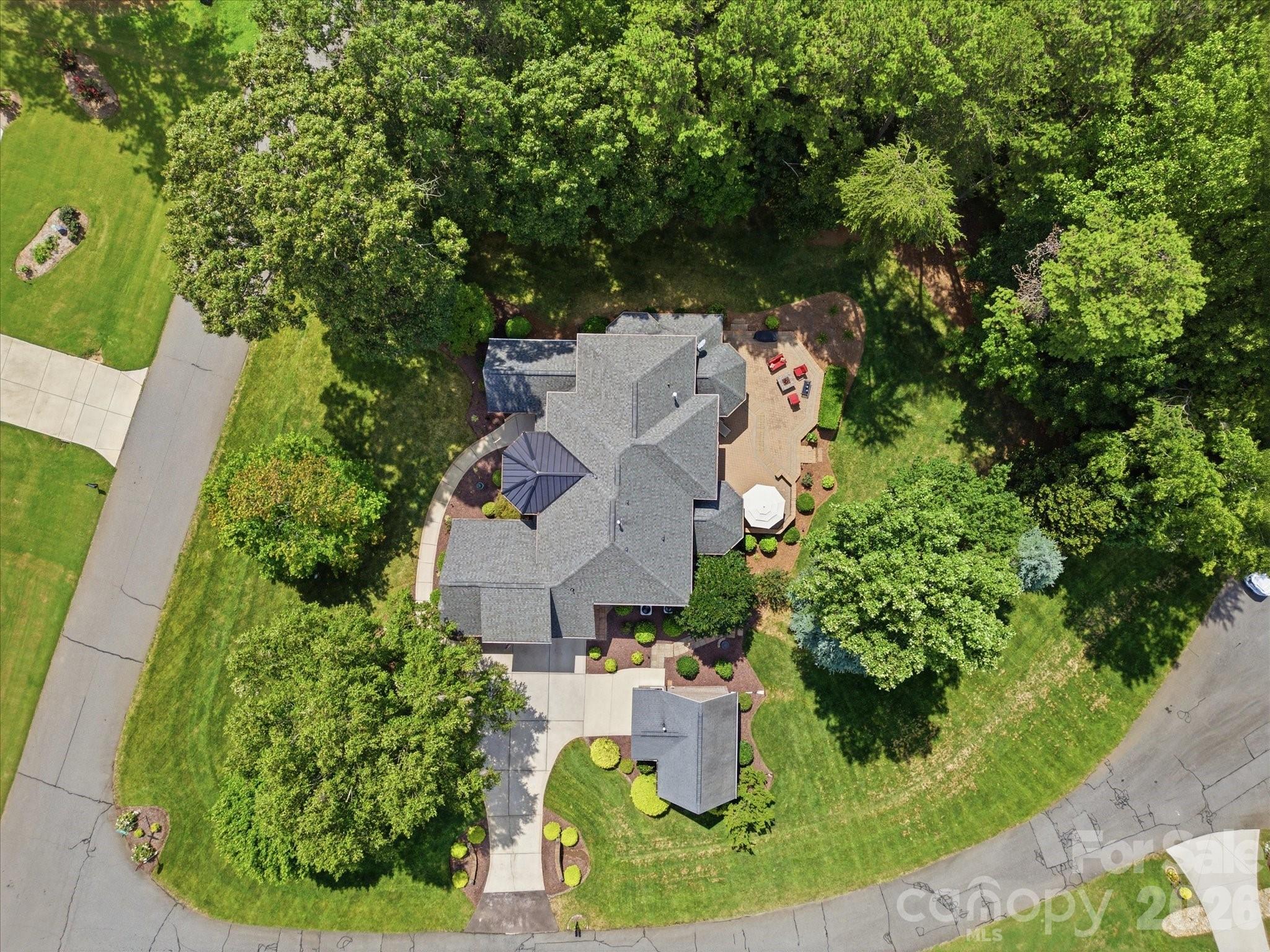 1023 Madras Court Property Photo 37