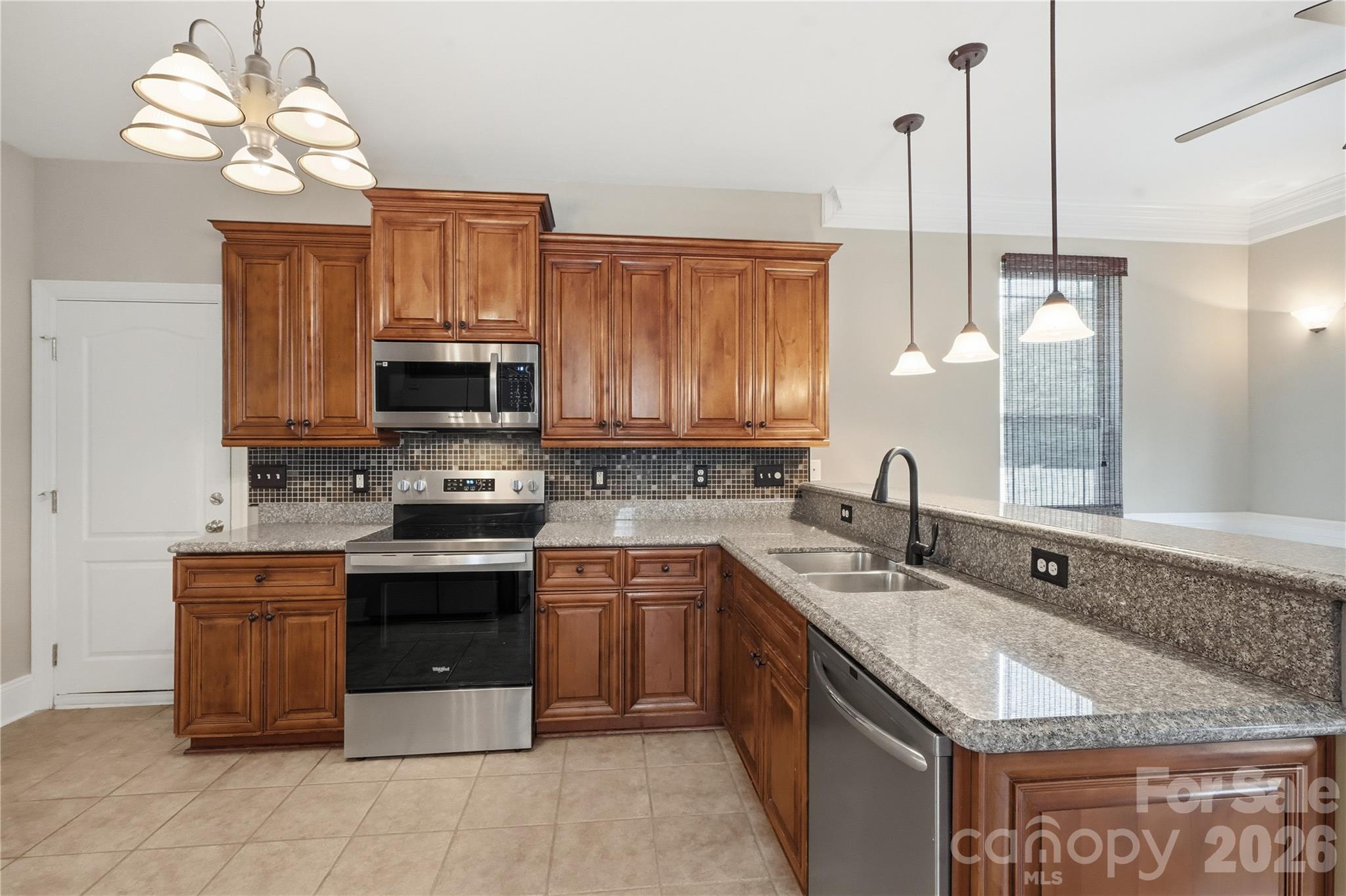 13835 Cedar Pond Circle Property Photo 12