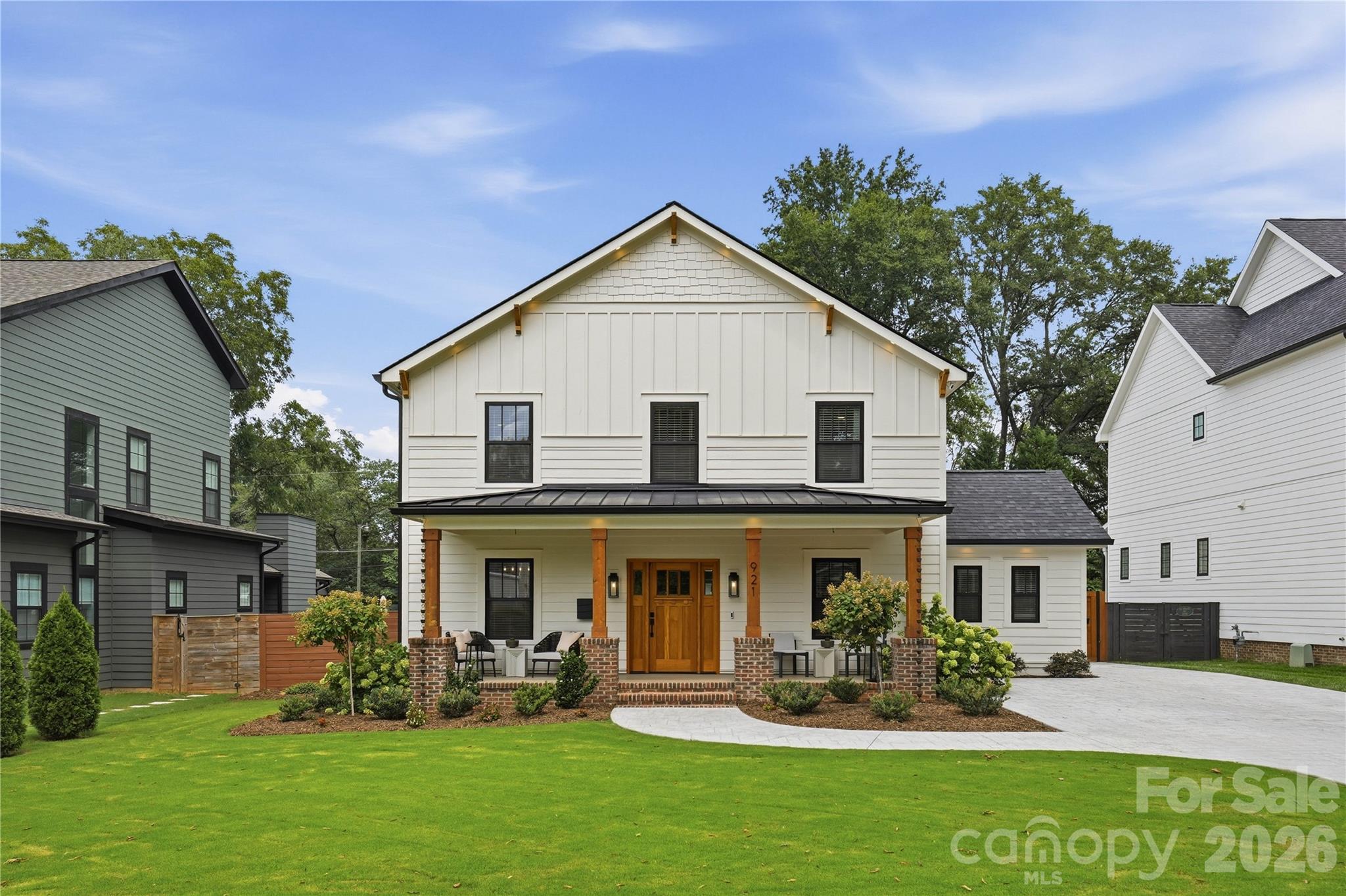 921 Woodside Avenue Property Photo 2
