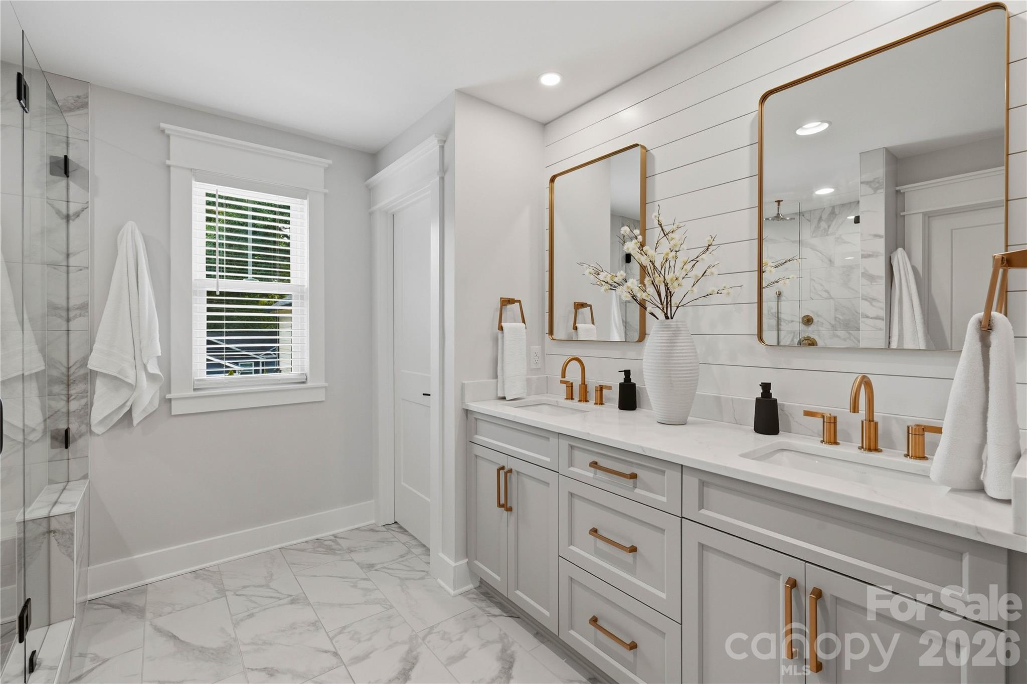 921 Woodside Avenue Property Photo 17