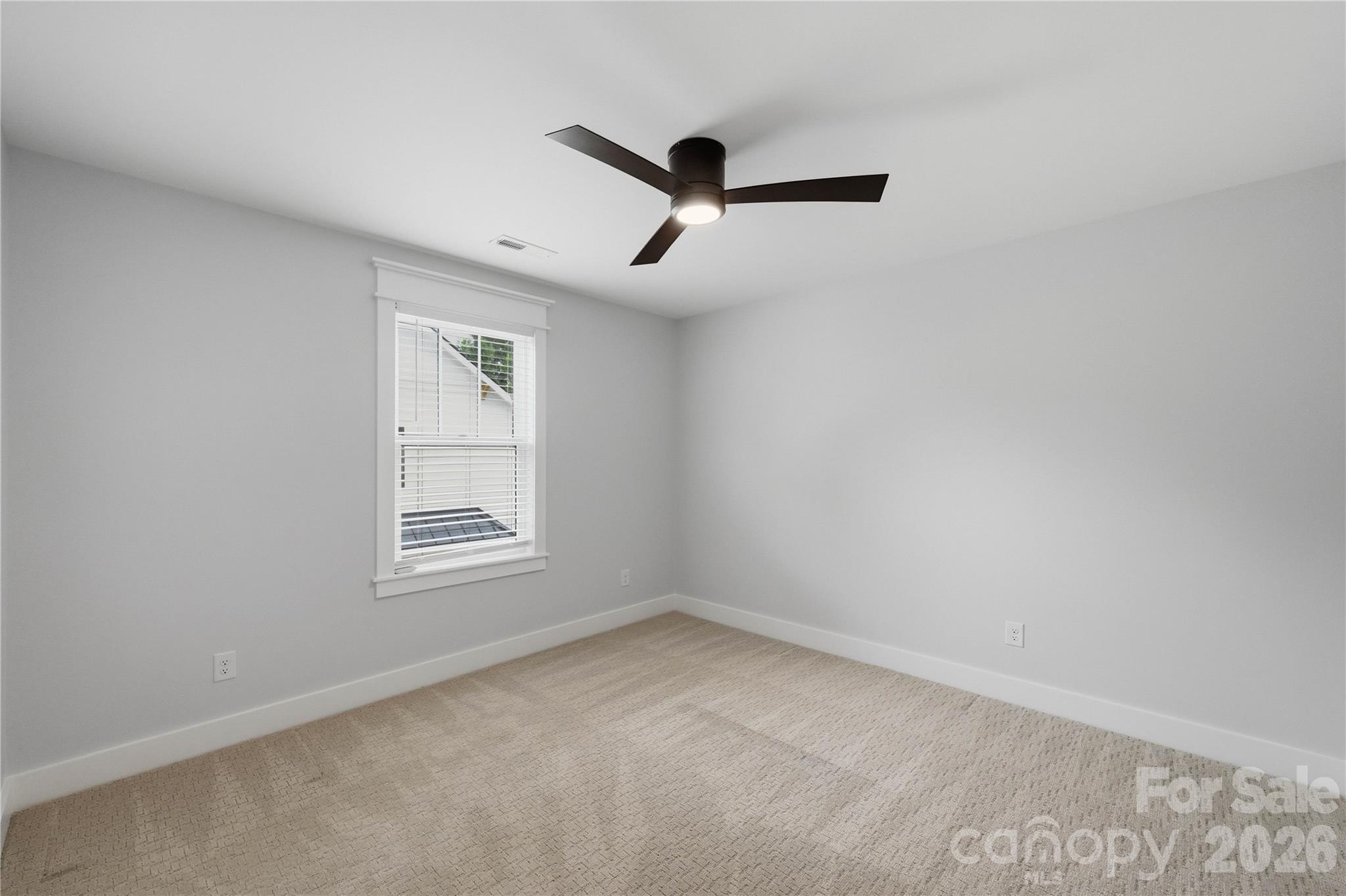 921 Woodside Avenue Property Photo 23